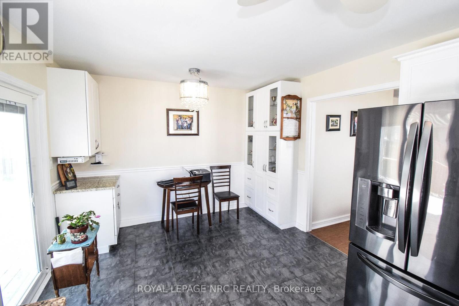 330 Autumn Crescent, Welland, Ontario  L3C 7K1 - Photo 20 - X12269767