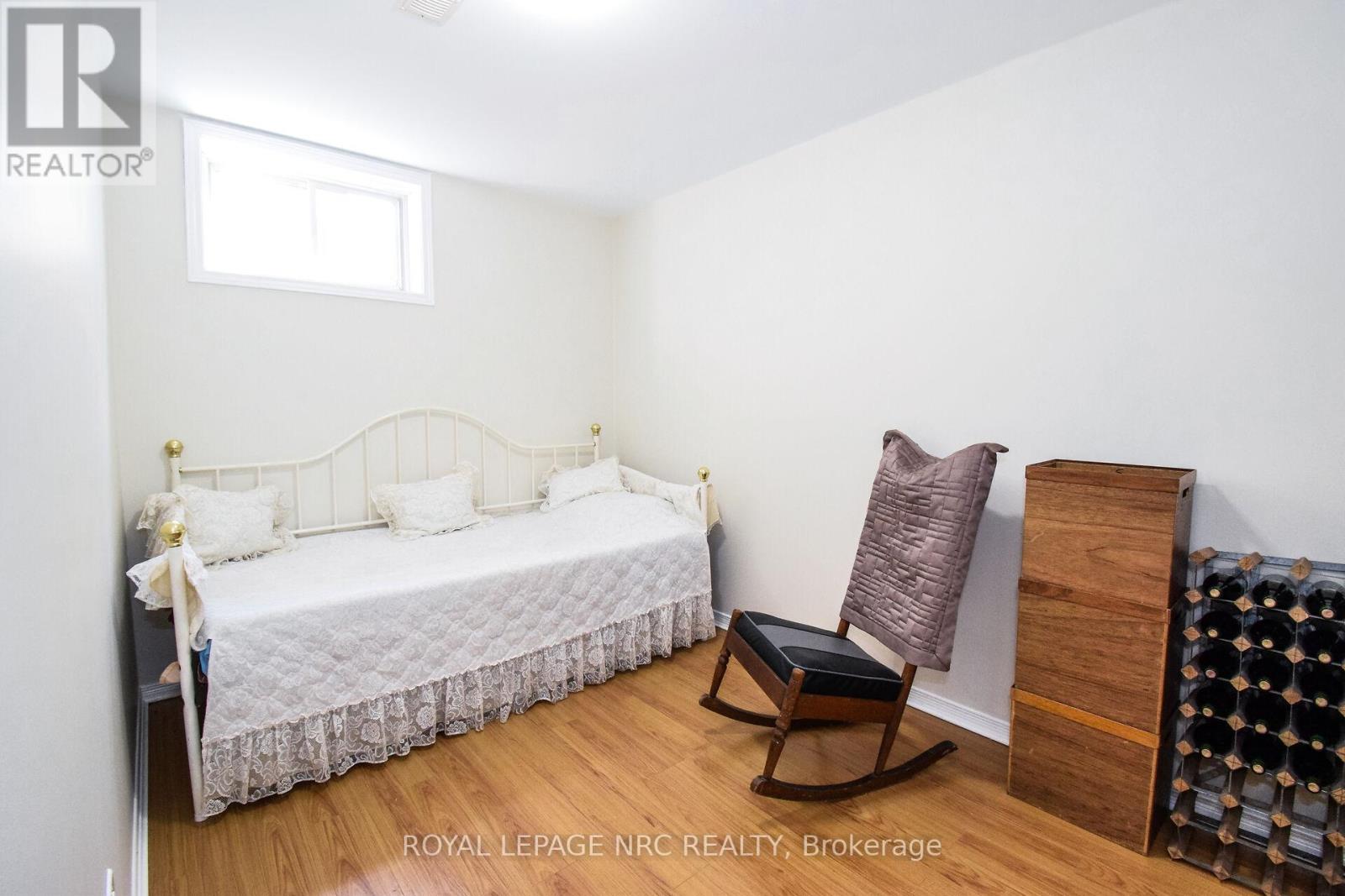 330 Autumn Crescent, Welland, Ontario  L3C 7K1 - Photo 37 - X12269767