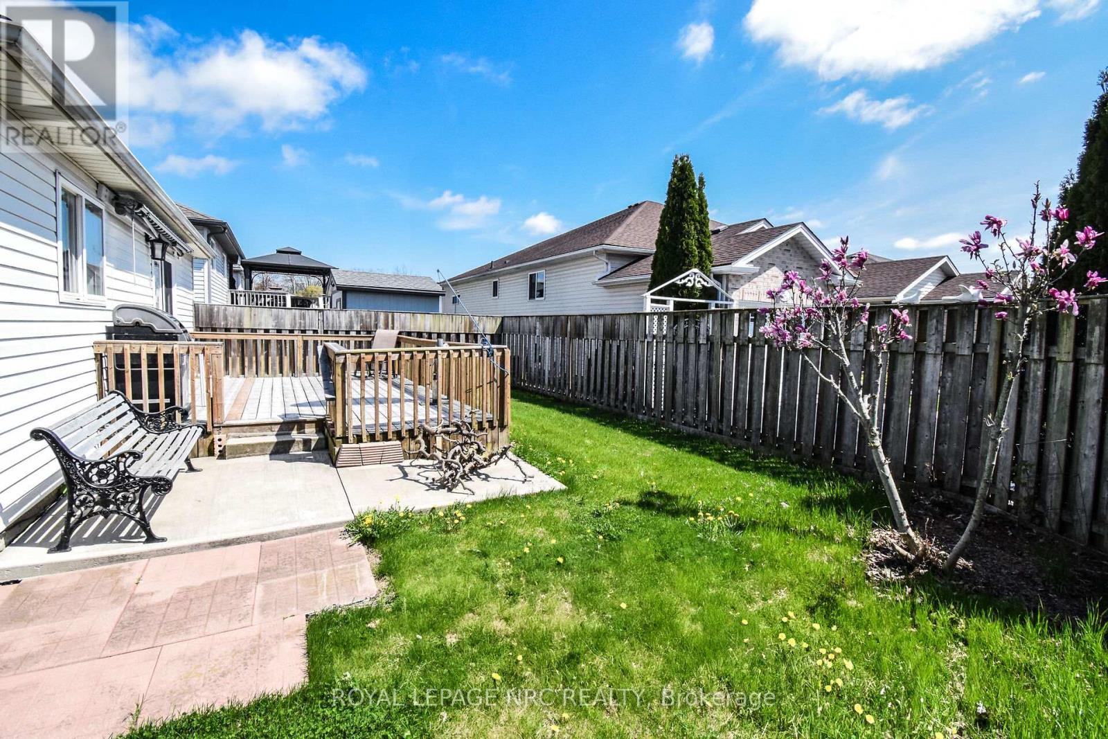 330 Autumn Crescent, Welland, Ontario  L3C 7K1 - Photo 43 - X12269767