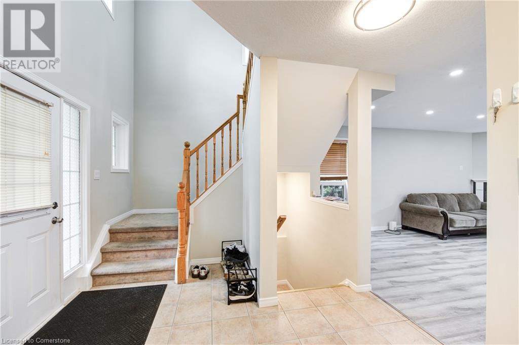 Photo 6 of 50 for 713 Silversmith Street