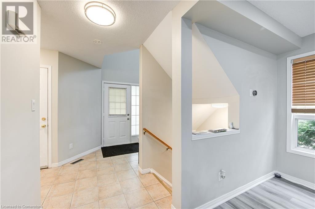 Photo 9 of 50 for 713 Silversmith Street