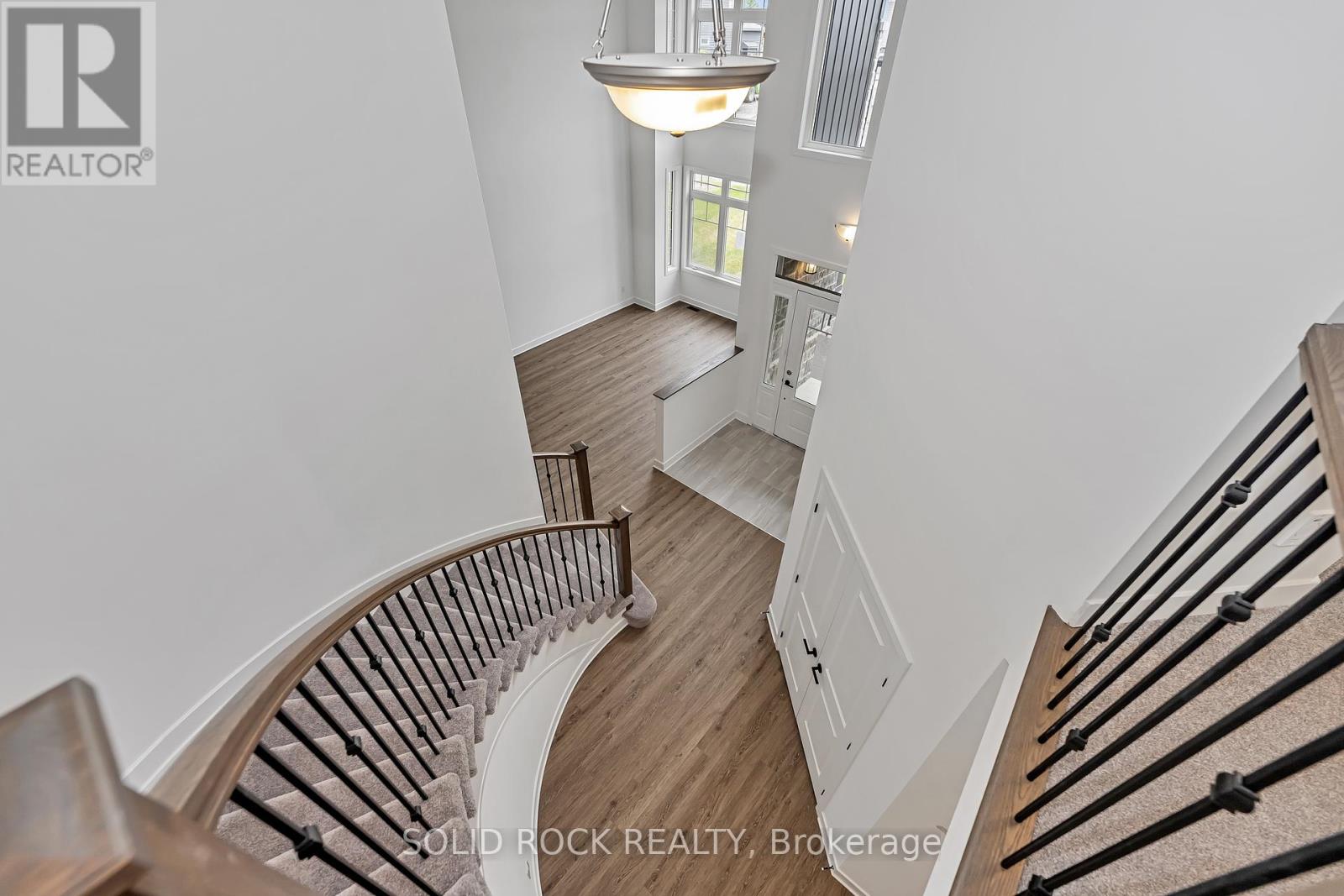 92 Esban Drive, Ottawa, Ontario  K1X 0J3 - Photo 26 - X12269664