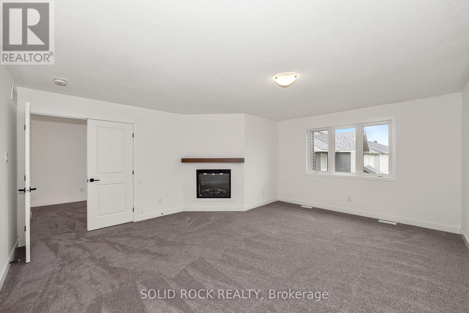92 Esban Drive, Ottawa, Ontario  K1X 0J3 - Photo 30 - X12269664