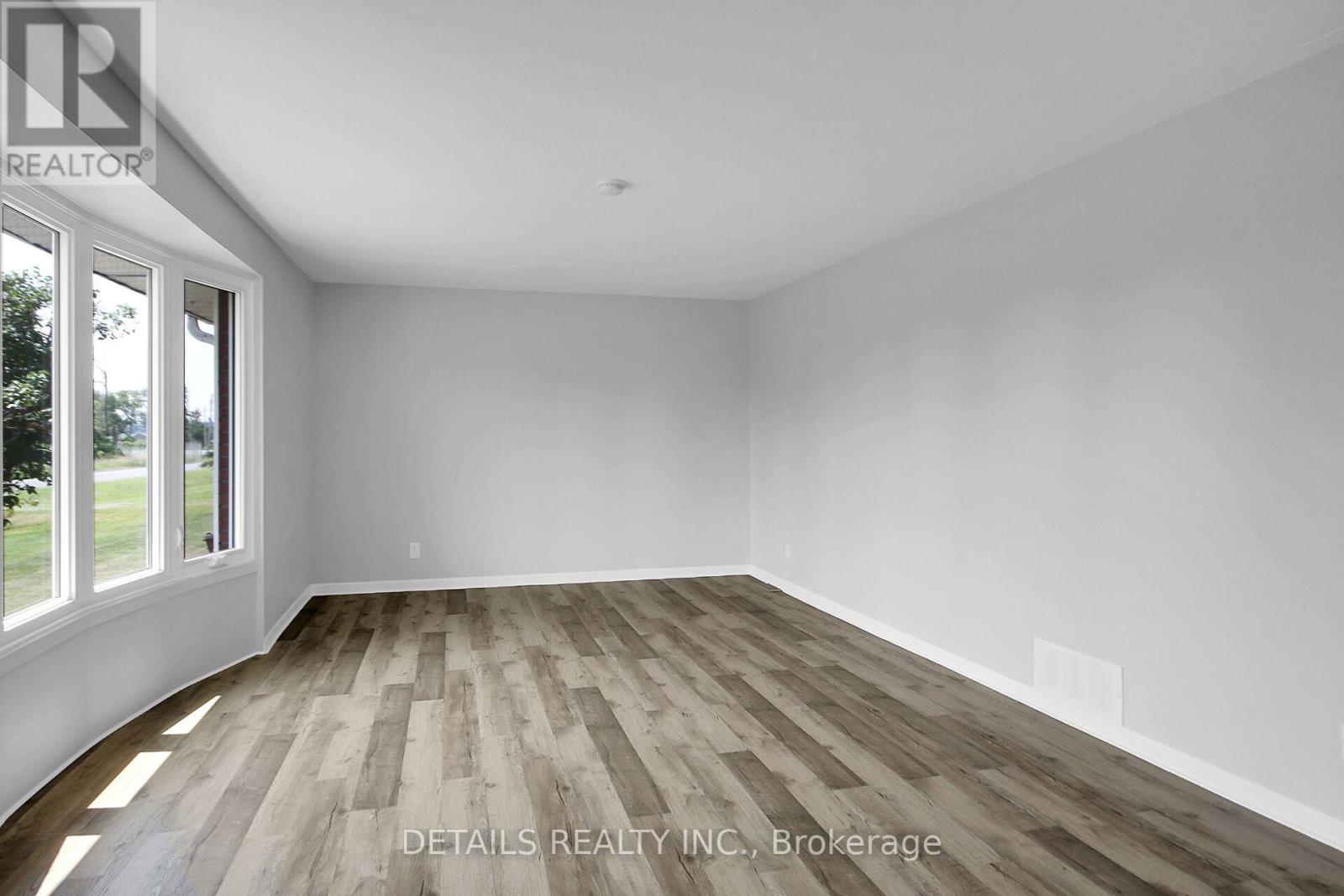 13459 Loucks Road, North Dundas, Ontario  K0C 1H0 - Photo 6 - X12269791
