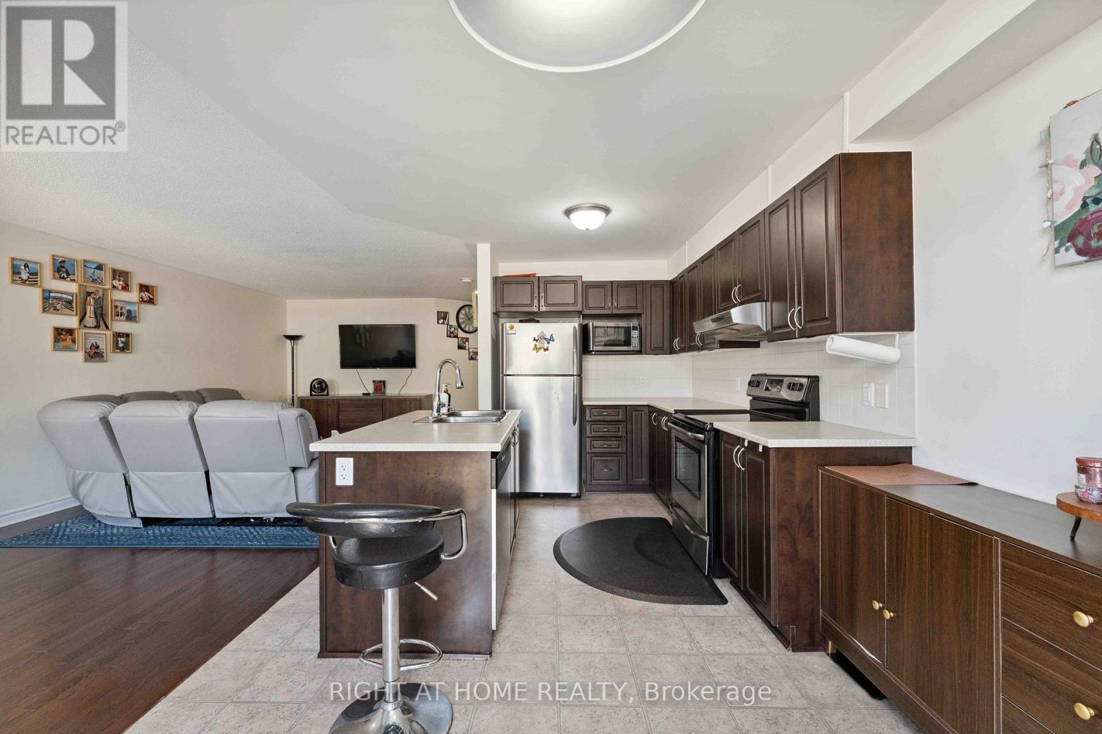 173 Garrity Crescent, Ottawa, Ontario  K2J 3T5 - Photo 11 - X12269811