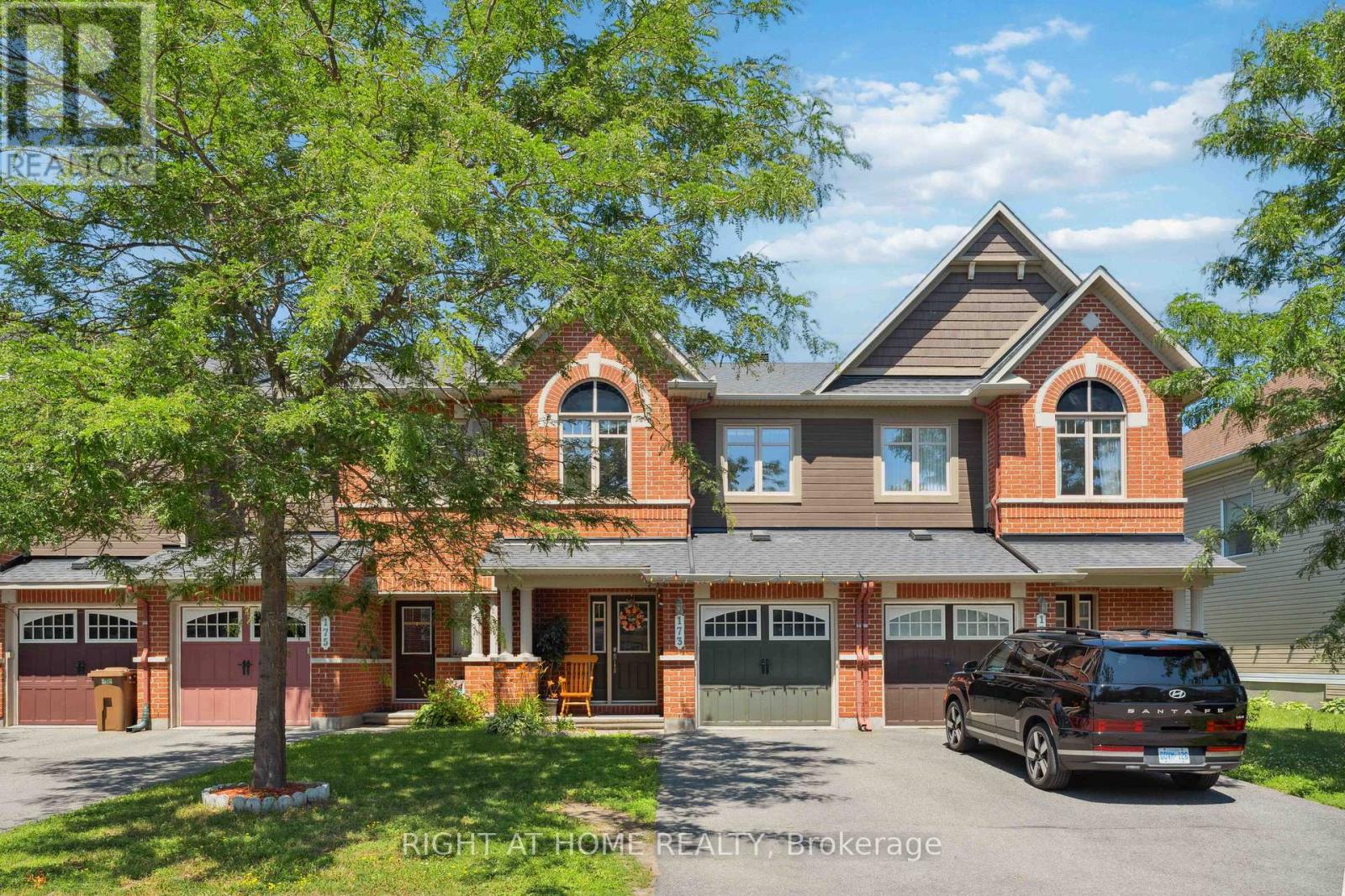 Property at 173 GARRITY CRESCENT image 2