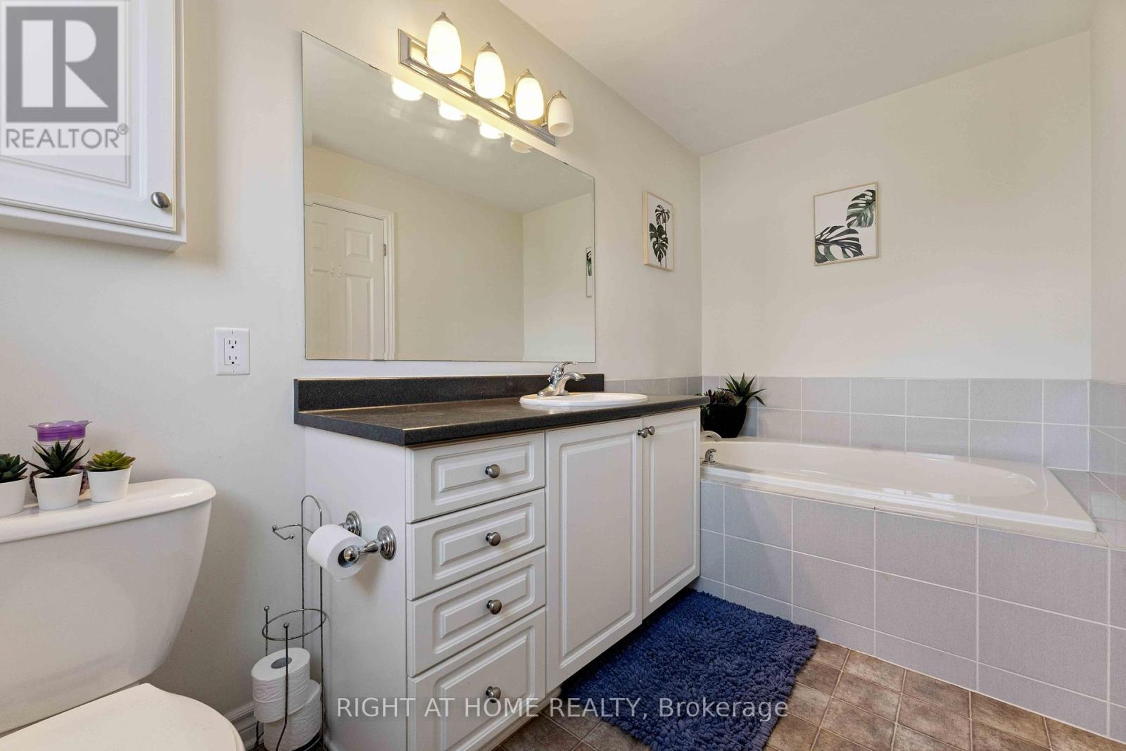 173 Garrity Crescent, Ottawa, Ontario  K2J 3T5 - Photo 21 - X12269811