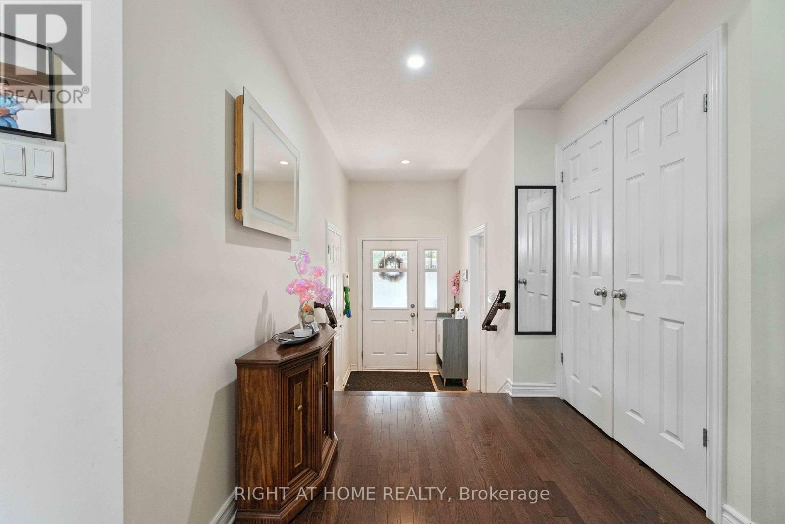 Property at 173 GARRITY CRESCENT image 3