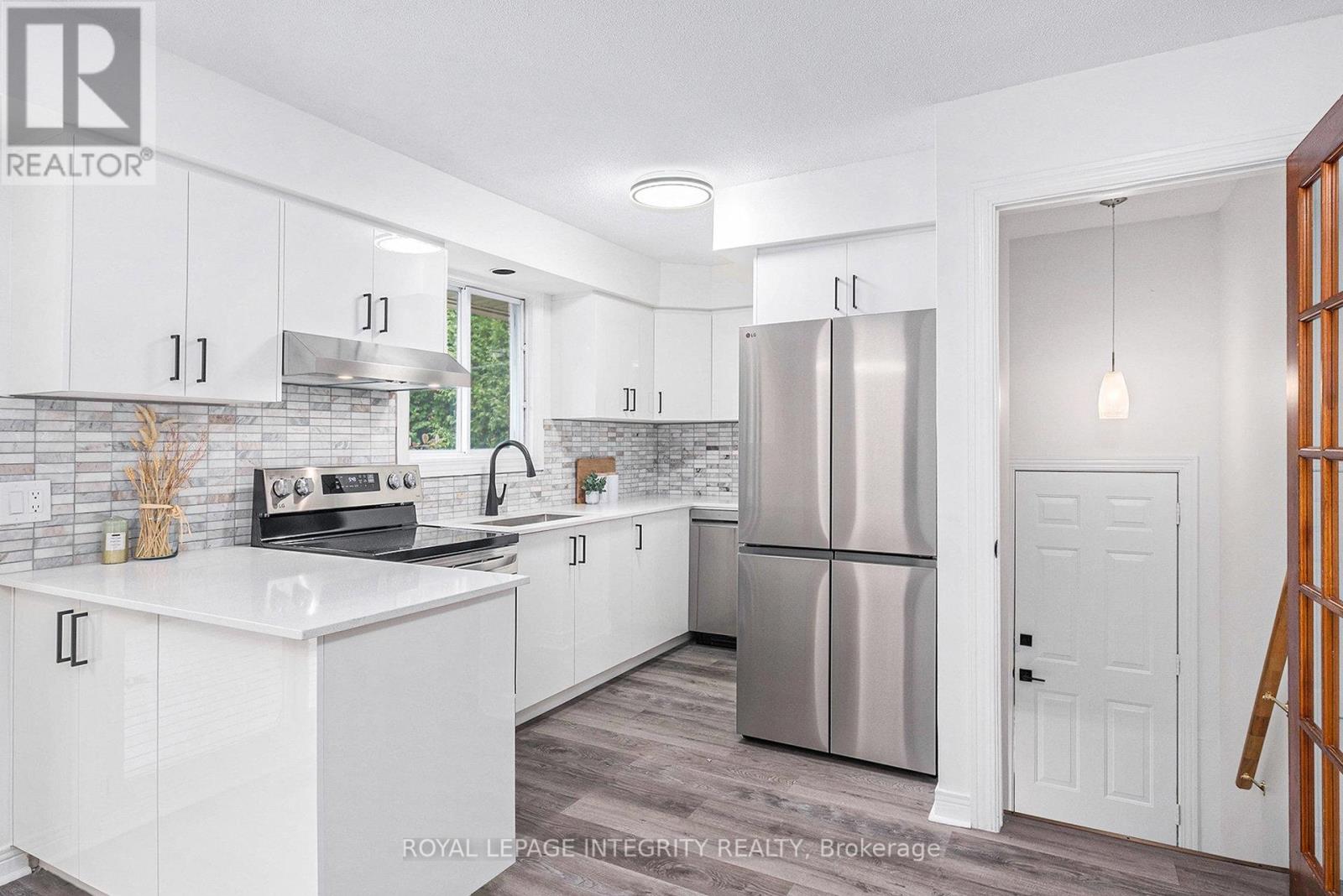 20 Newhaven Street, Ottawa, Ontario  K2G 0X5 - Photo 10 - X12269842