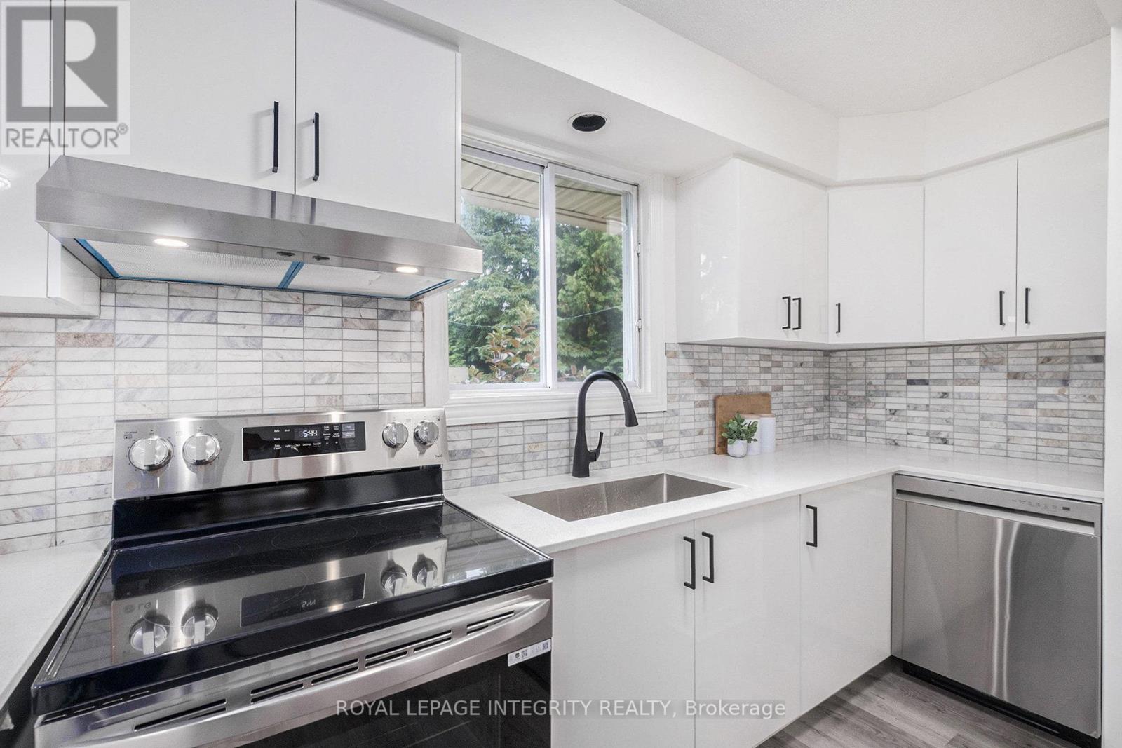 20 Newhaven Street, Ottawa, Ontario  K2G 0X5 - Photo 11 - X12269842