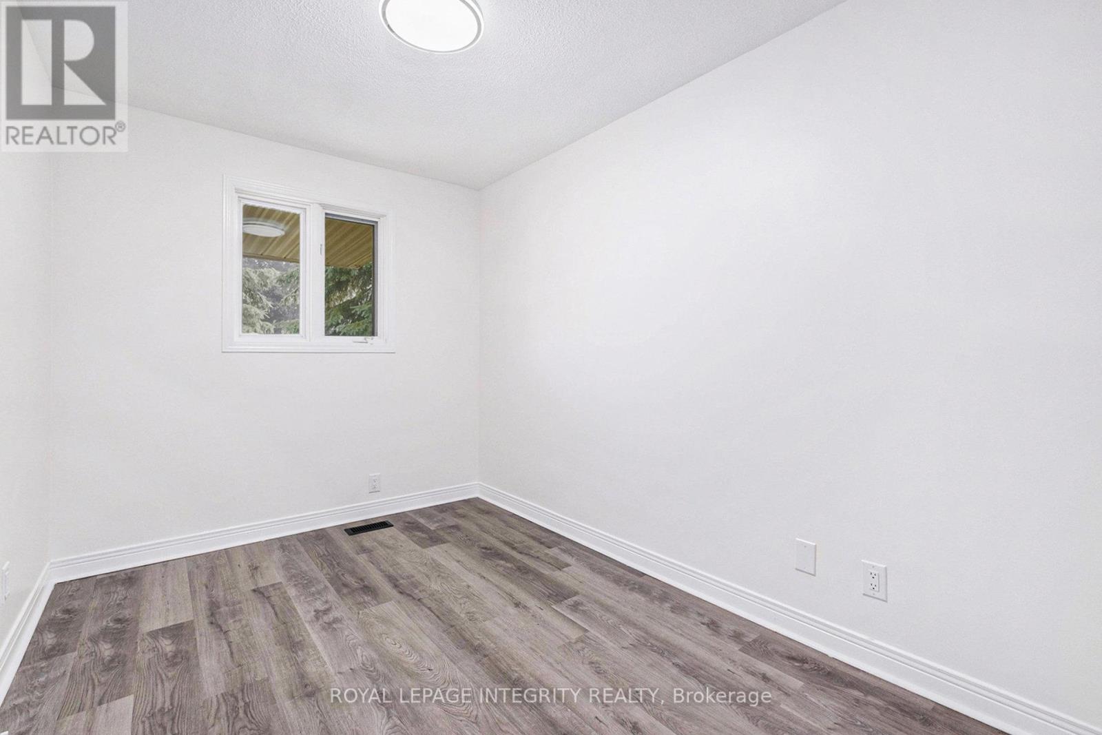 20 Newhaven Street, Ottawa, Ontario  K2G 0X5 - Photo 17 - X12269842