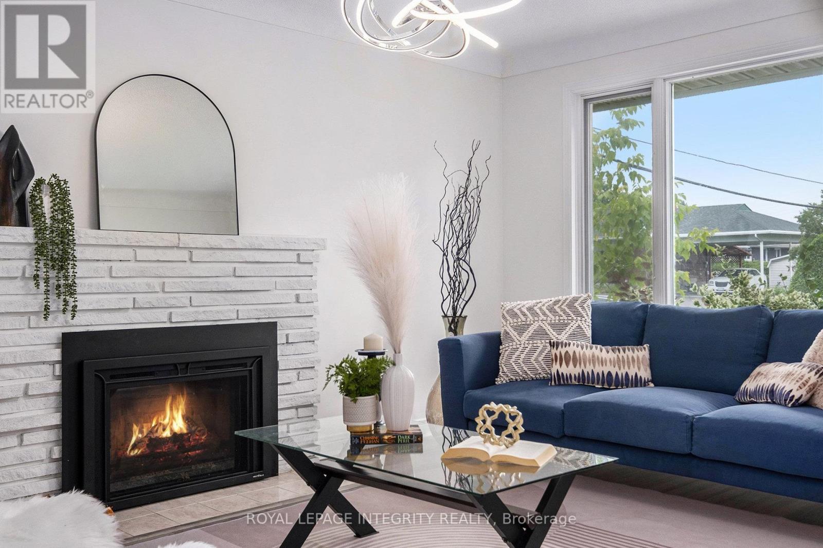 Property at 20 NEWHAVEN STREET image 5