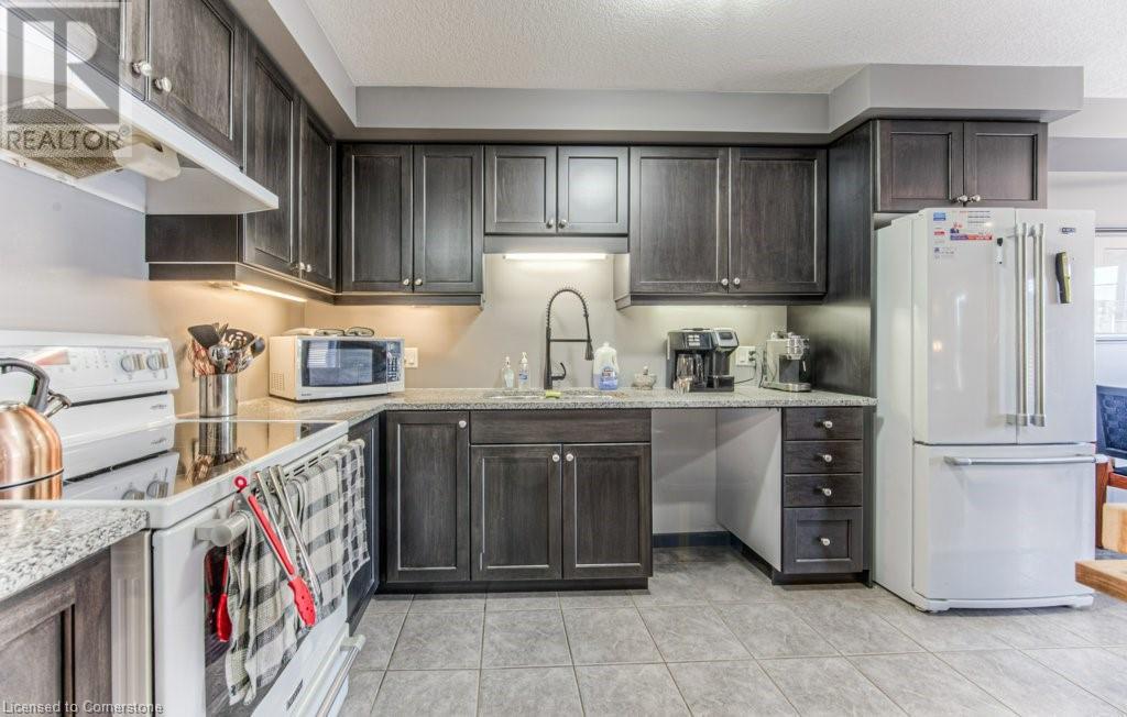 42 Eliza Avenue, Kitchener, Ontario  N2E 0B9 - Photo 13 - 40747912