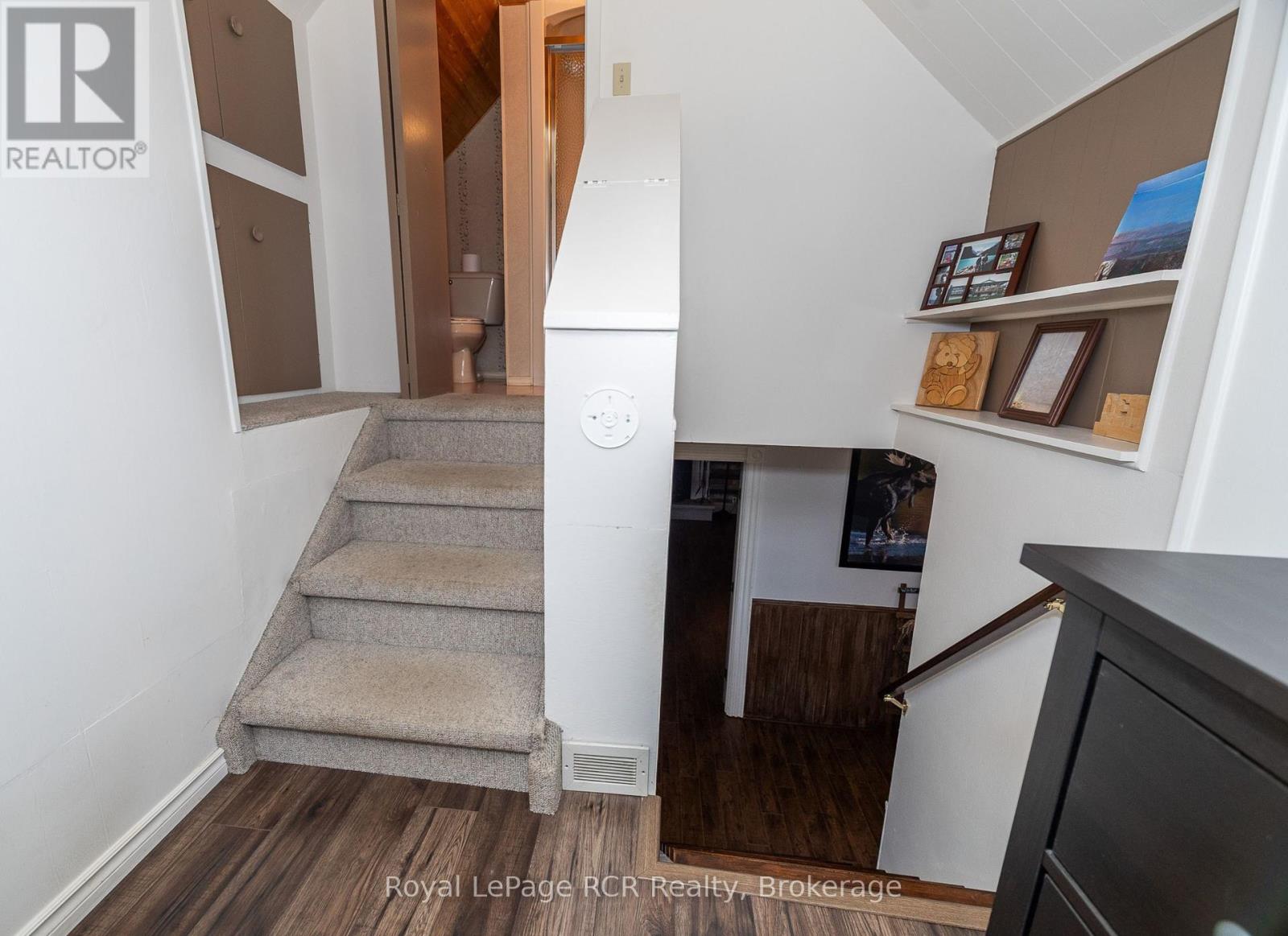 177569 Grey Rd 18 Road, Georgian Bluffs, Ontario  N4K 5N5 - Photo 35 - X12268326