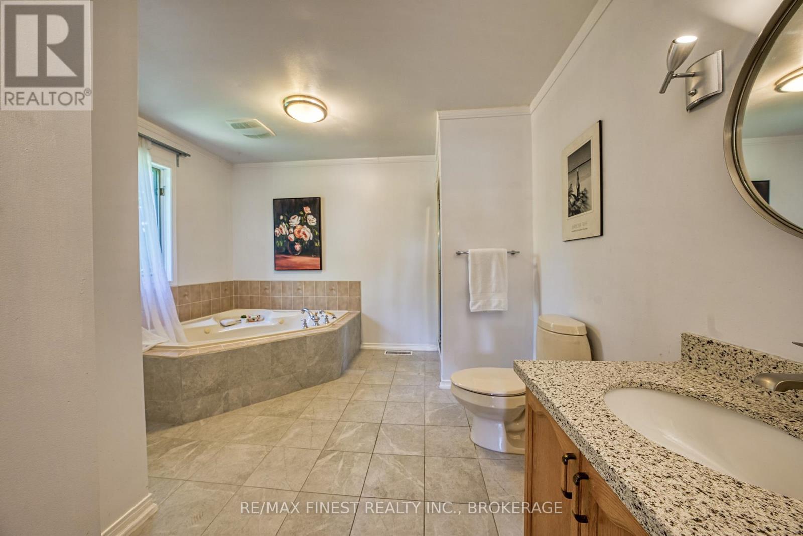 634 Fernmoor Drive, Kingston, Ontario  K7M 8K5 - Photo 26 - X12264934