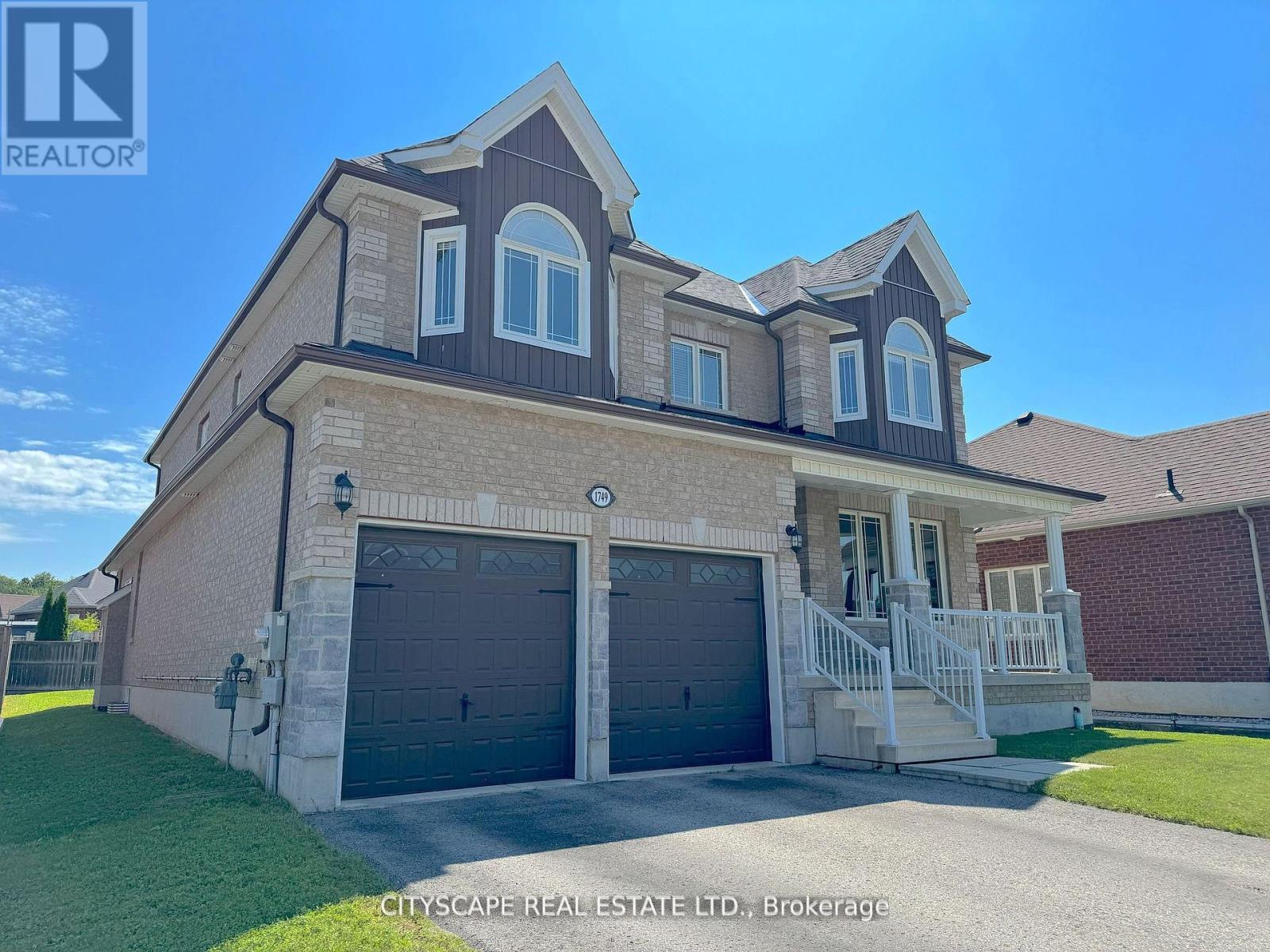 Property at 1749 ANGUS STREET image 3