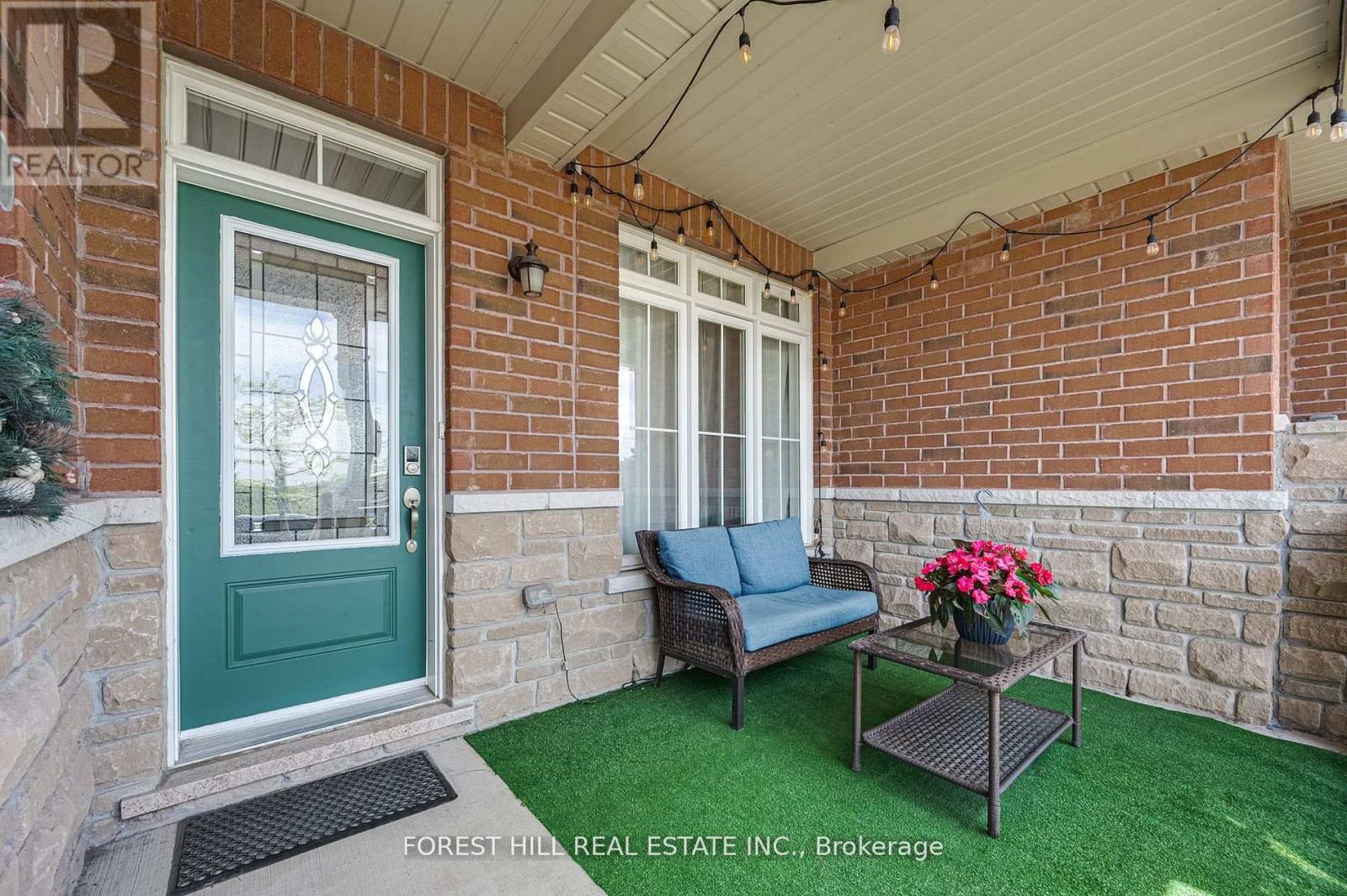 Property at 41 PAVLOVA CRESCENT image 3