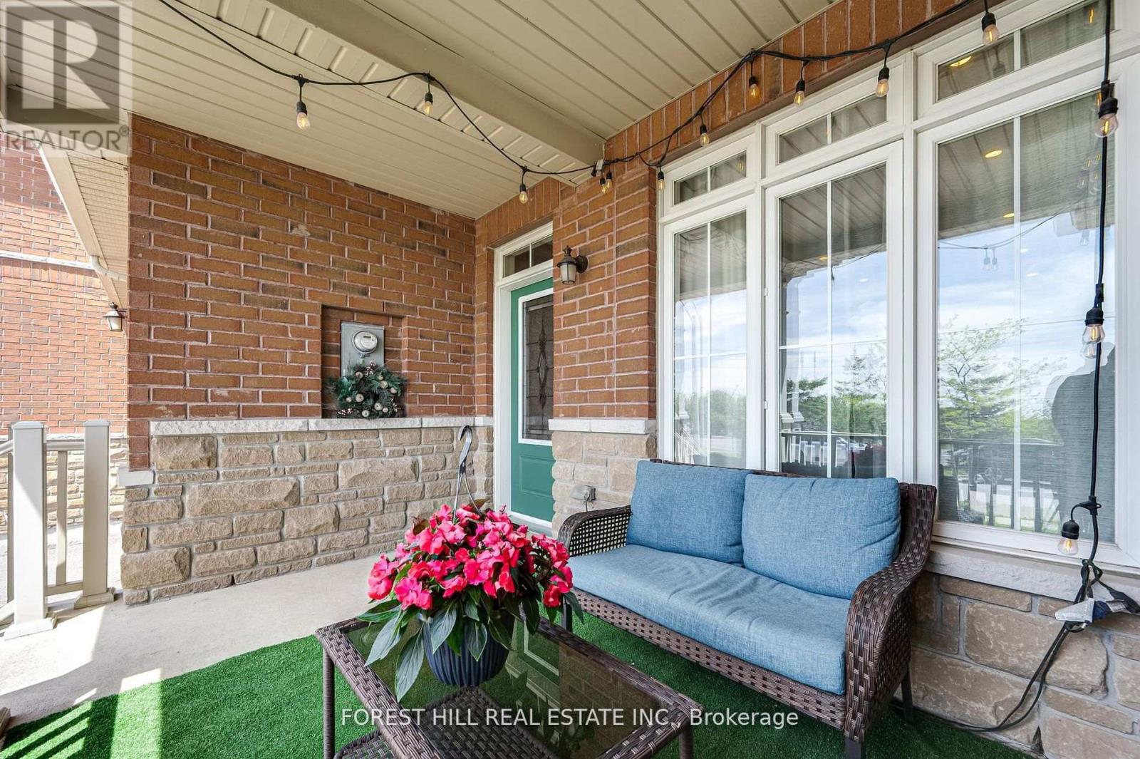 Property at 41 PAVLOVA CRESCENT image 5