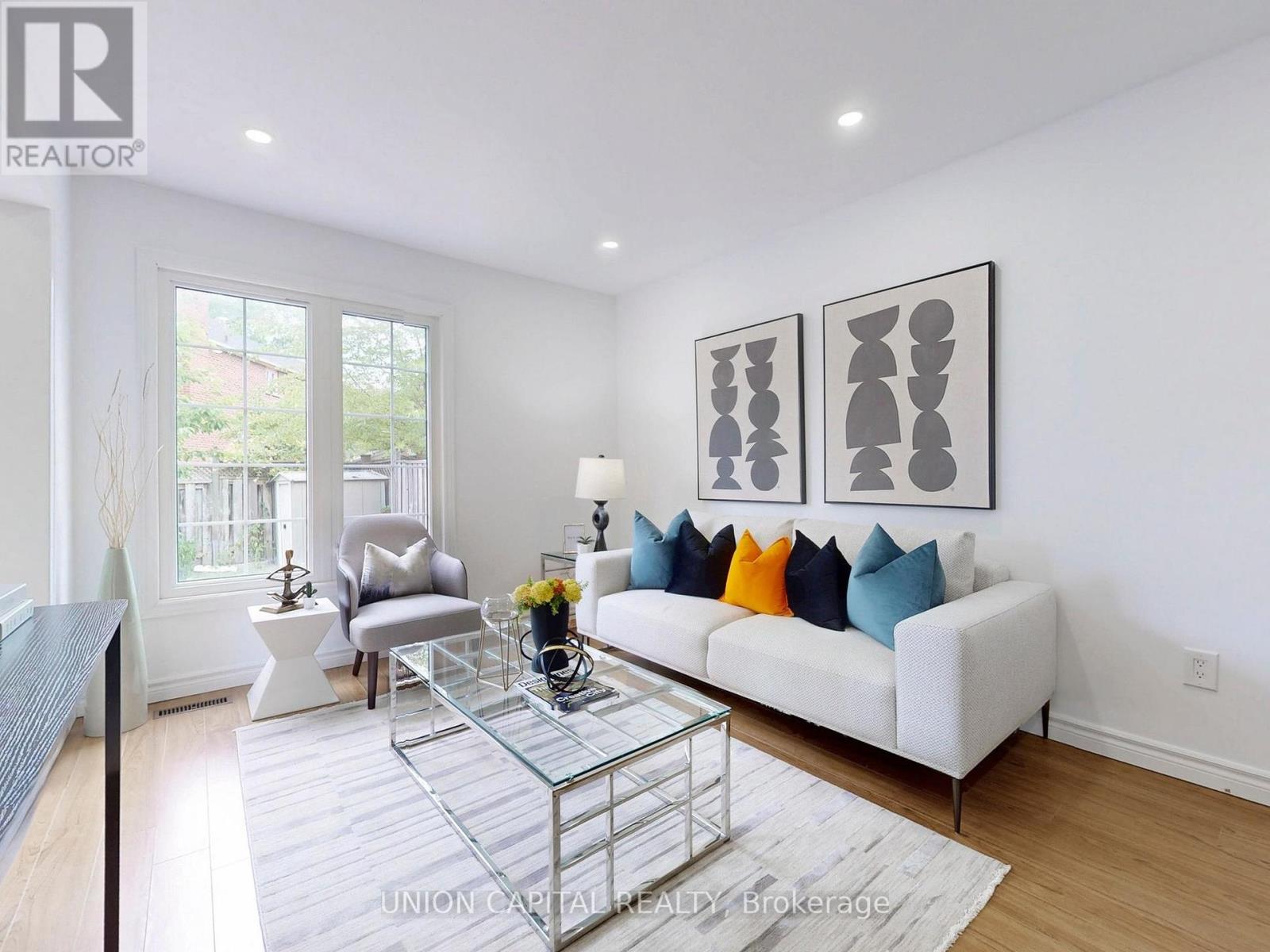 Property at 86 OLDHILL STREET image 2