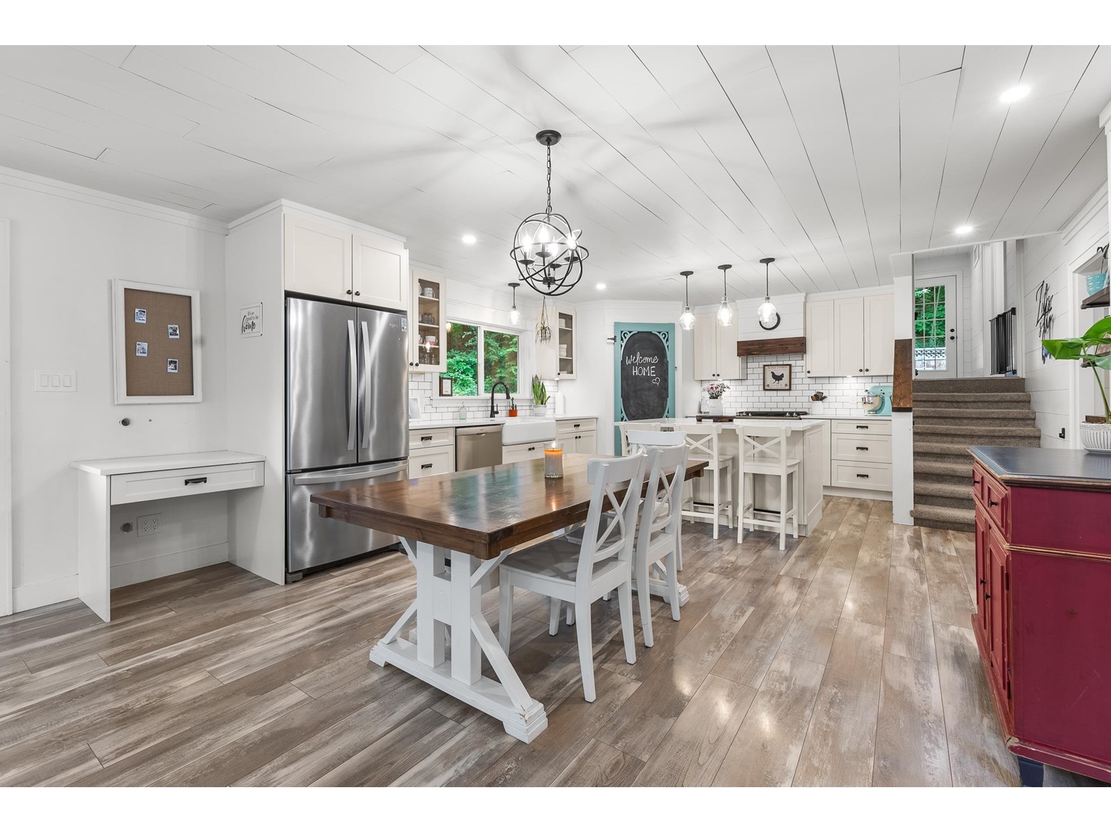 Property at 34215 FERNDALE AVENUE image 4