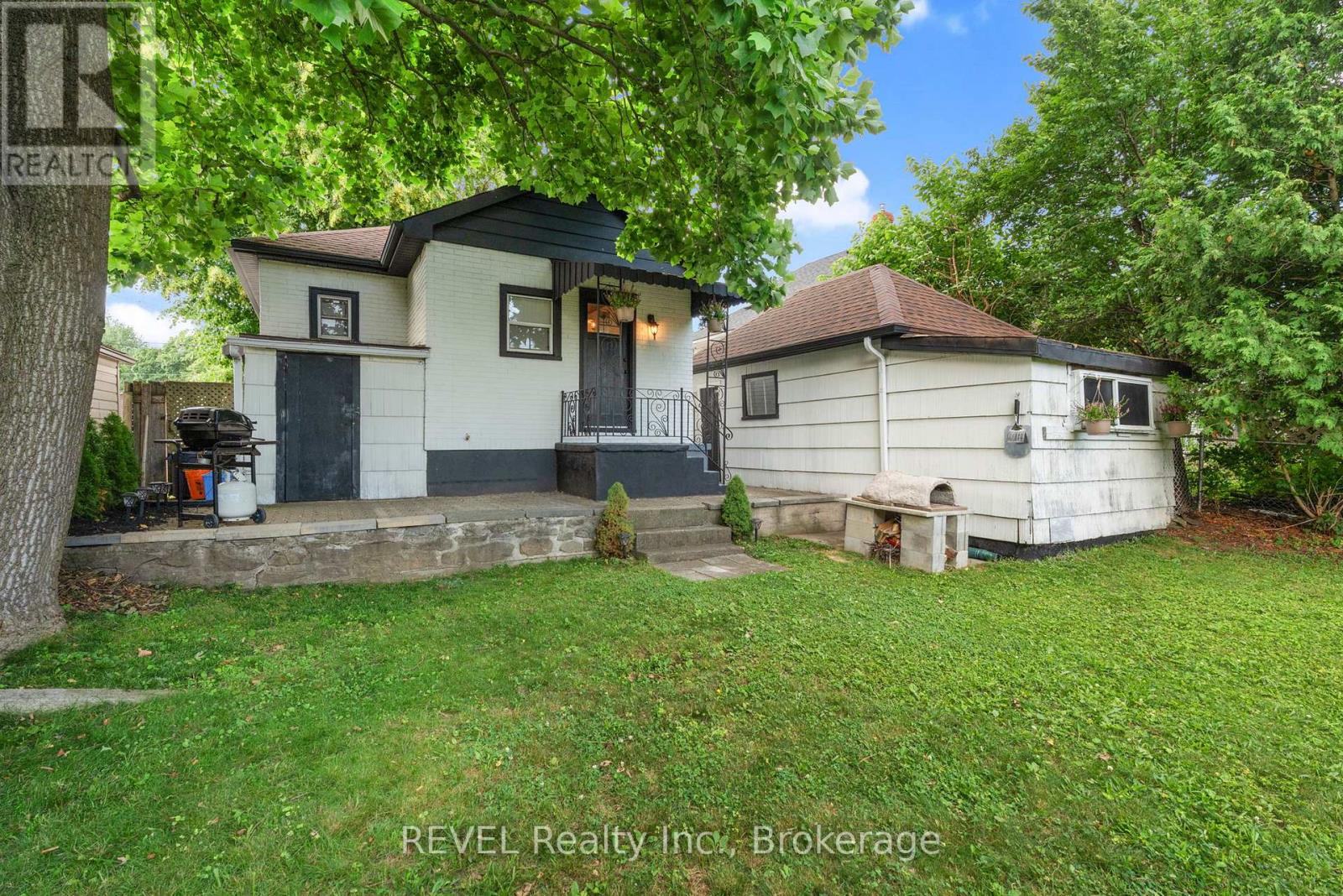 6344 Culp Street, Niagara Falls, Ontario  L2G 2C1 - Photo 10 - X12269883