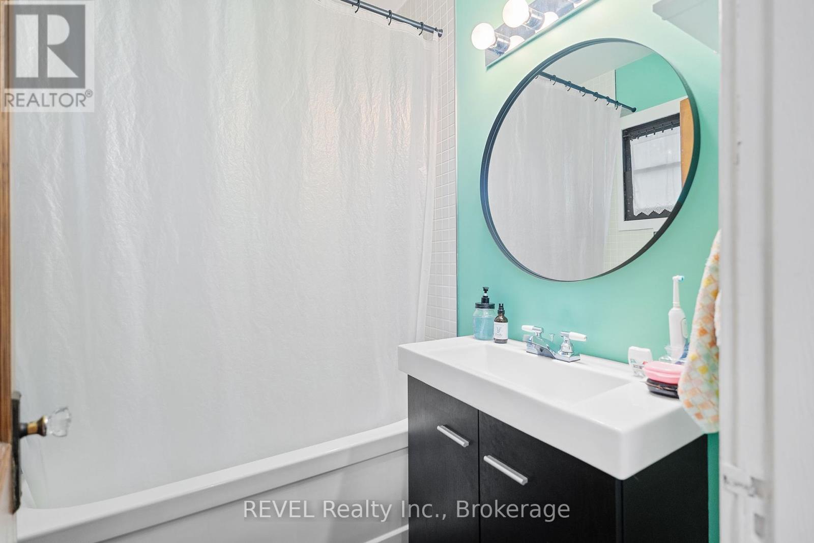 6344 Culp Street, Niagara Falls, Ontario  L2G 2C1 - Photo 25 - X12269883