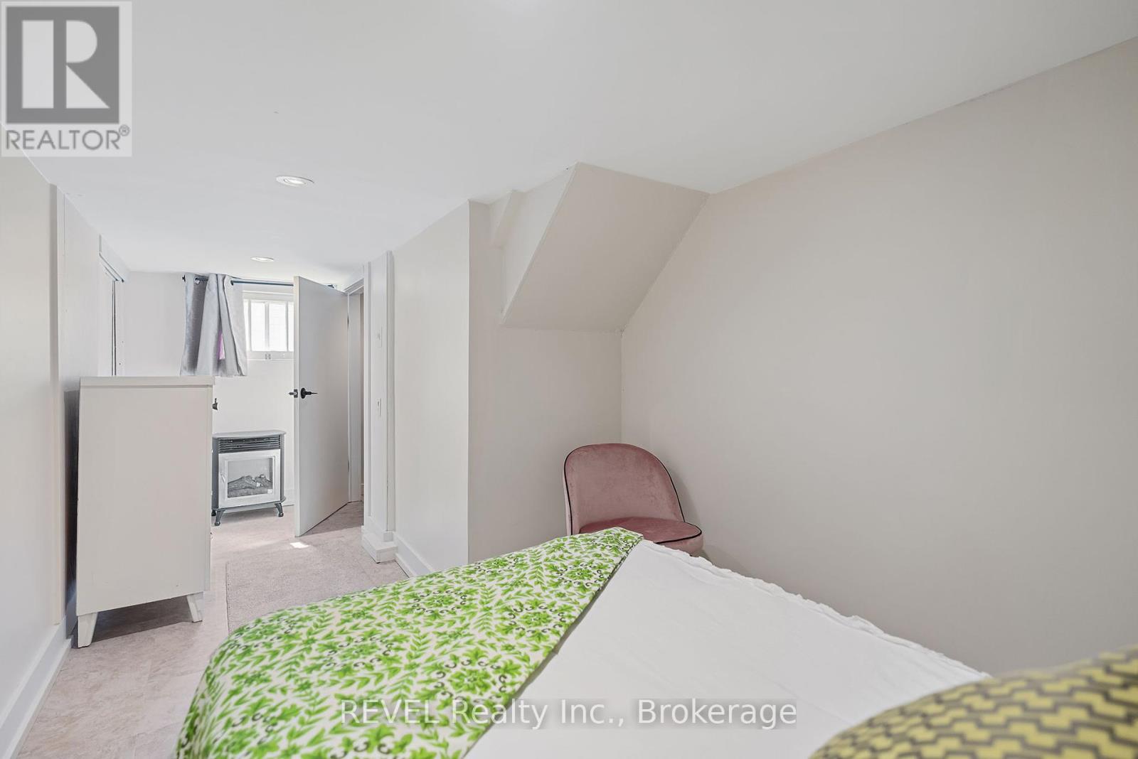 6344 Culp Street, Niagara Falls, Ontario  L2G 2C1 - Photo 28 - X12269883
