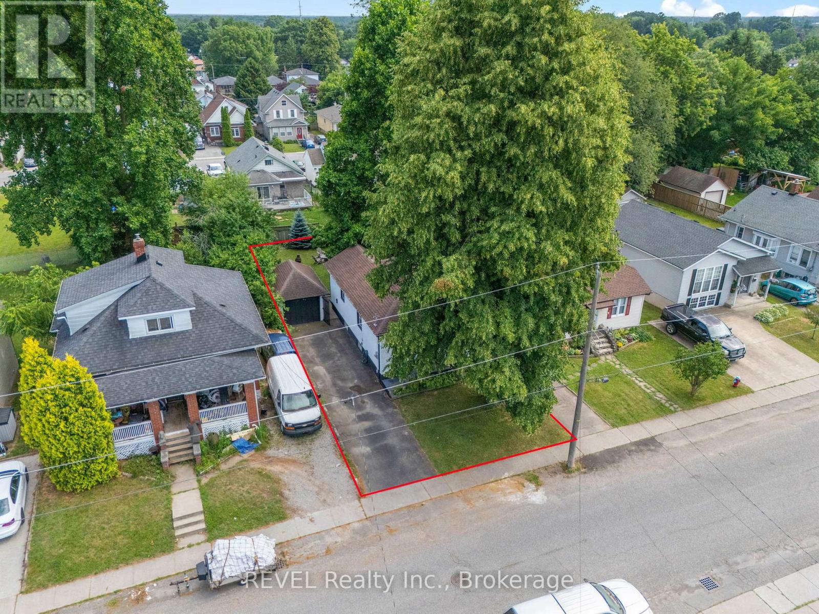 6344 Culp Street, Niagara Falls, Ontario  L2G 2C1 - Photo 32 - X12269883