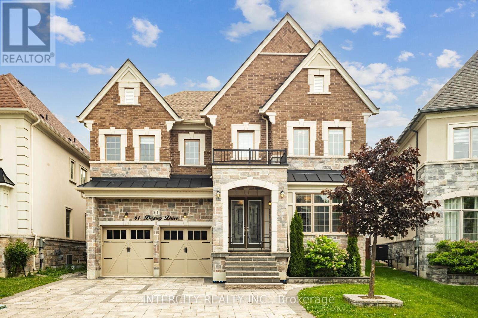 Property at 61 DEGREY DRIVE image 3