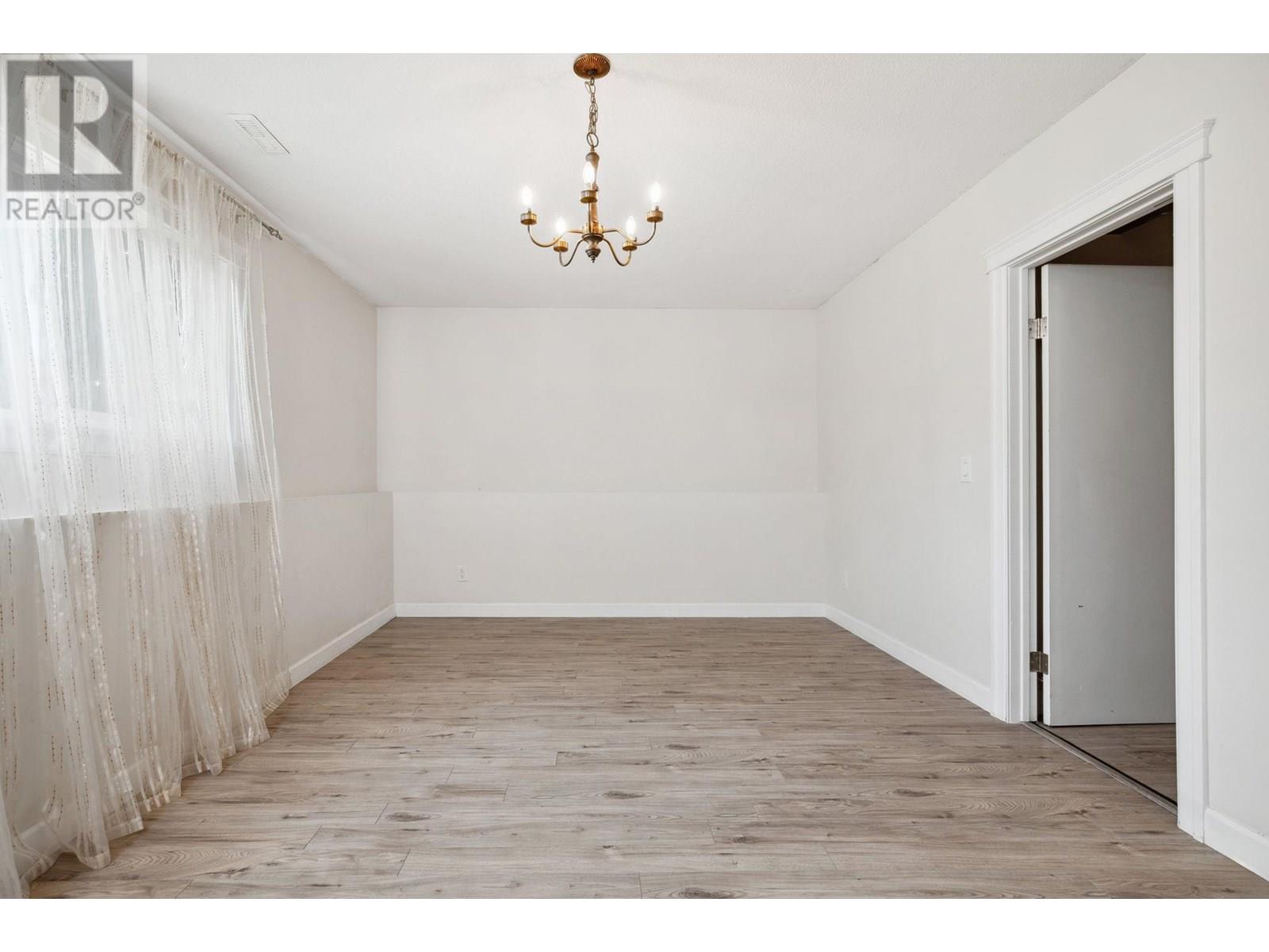 1163 Falcon Drive, Coquitlam, British Columbia V3E 2C2 - Photo 22 - R3024205