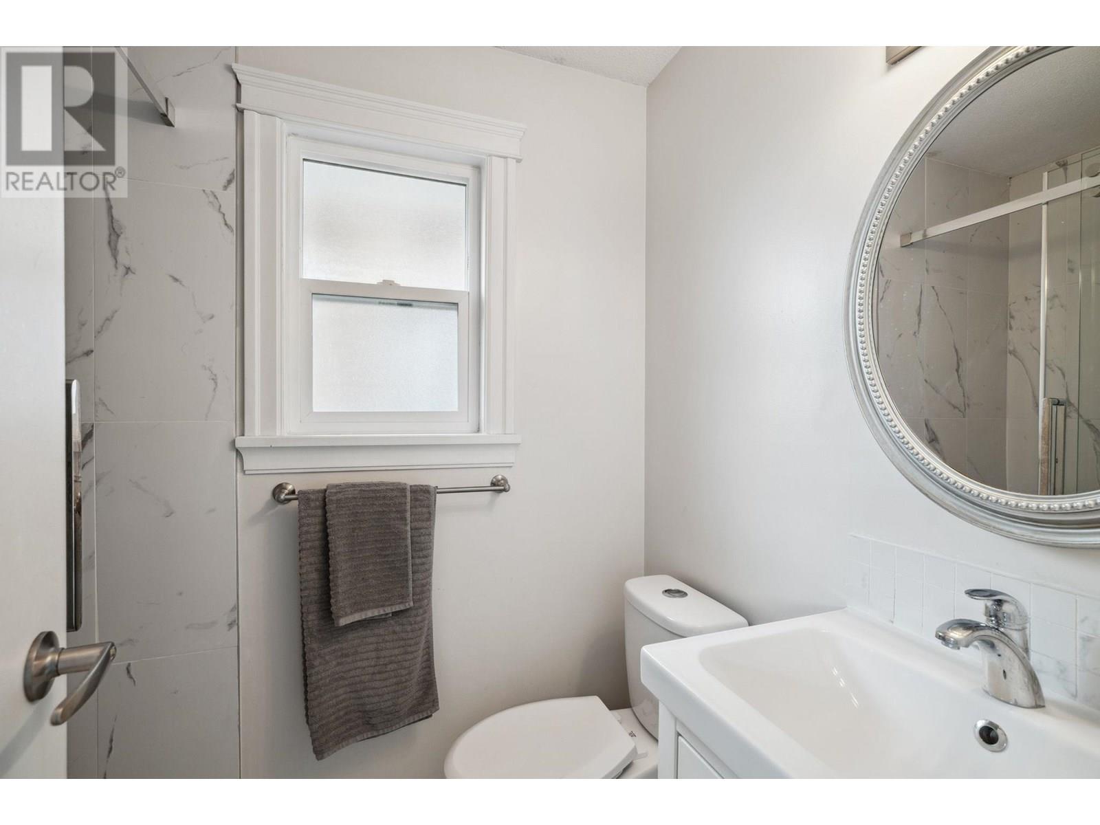 1163 Falcon Drive, Coquitlam, British Columbia V3E 2C2 - Photo 26 - R3024205