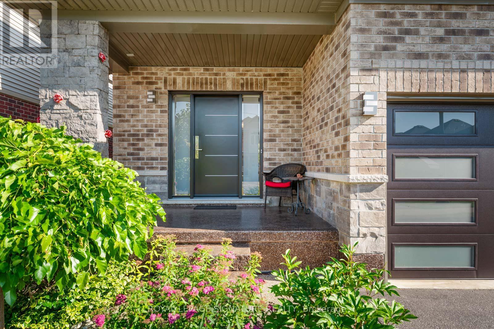 Property at 704 ROBERT FERRIE DRIVE image 2