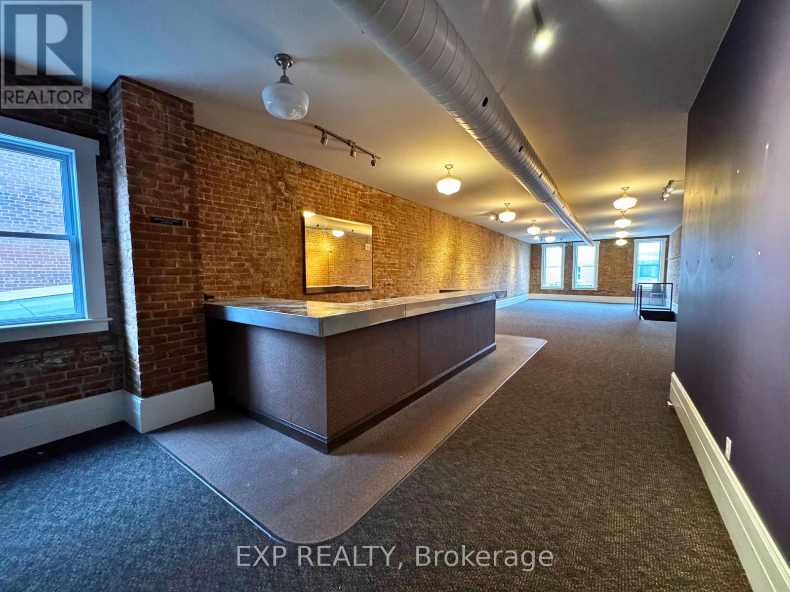 Upper - 14 Norfolk Street S, Haldimand, Ontario  N3Y 2V9 - Photo 4 - X12269822