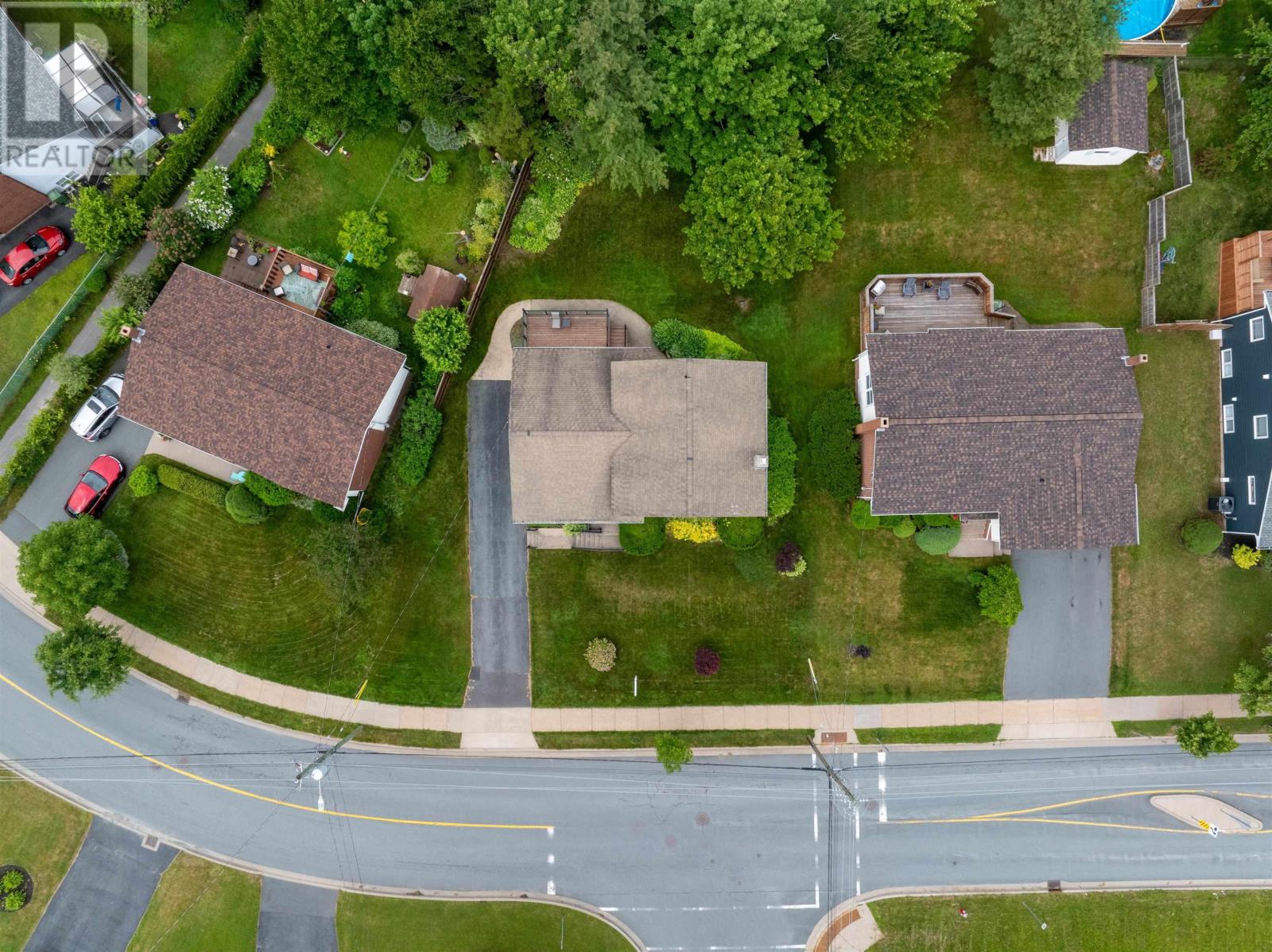 Property at 533 Colby Drive image 4