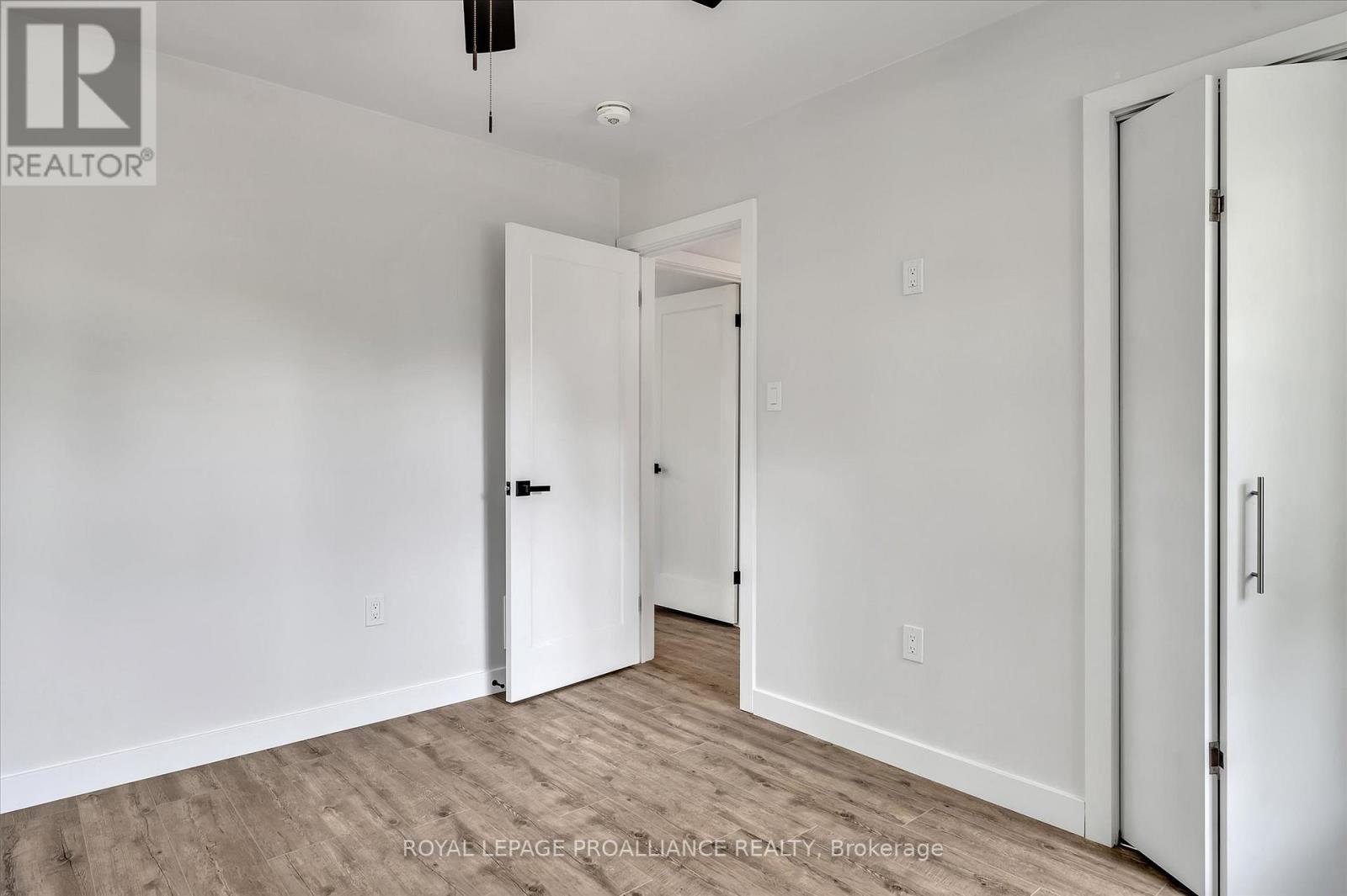 100 Reid Street, Kawartha Lakes, Ontario  K0M 1A0 - Photo 34 - X12269899