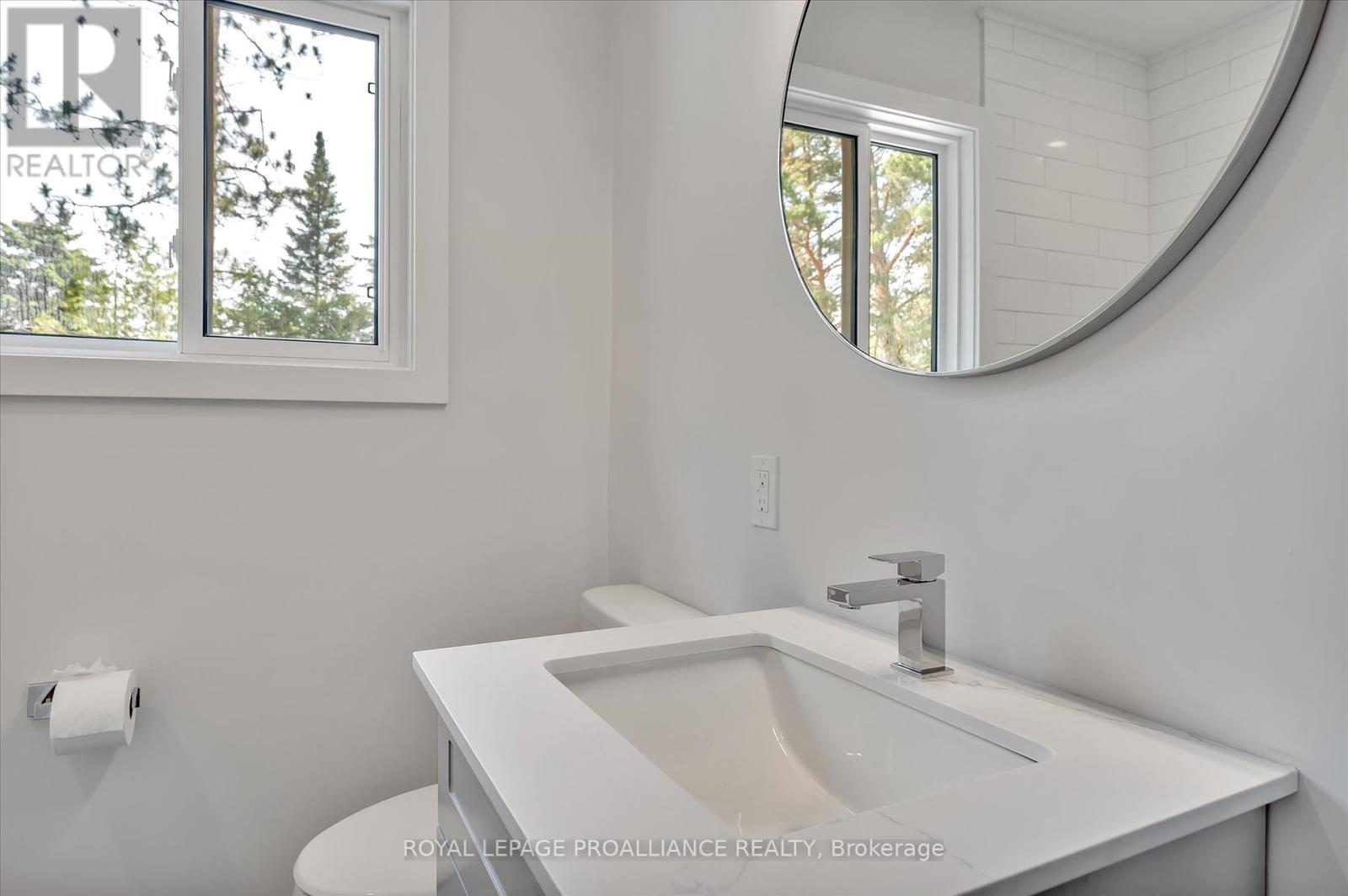 100 Reid Street, Kawartha Lakes, Ontario  K0M 1A0 - Photo 35 - X12269899