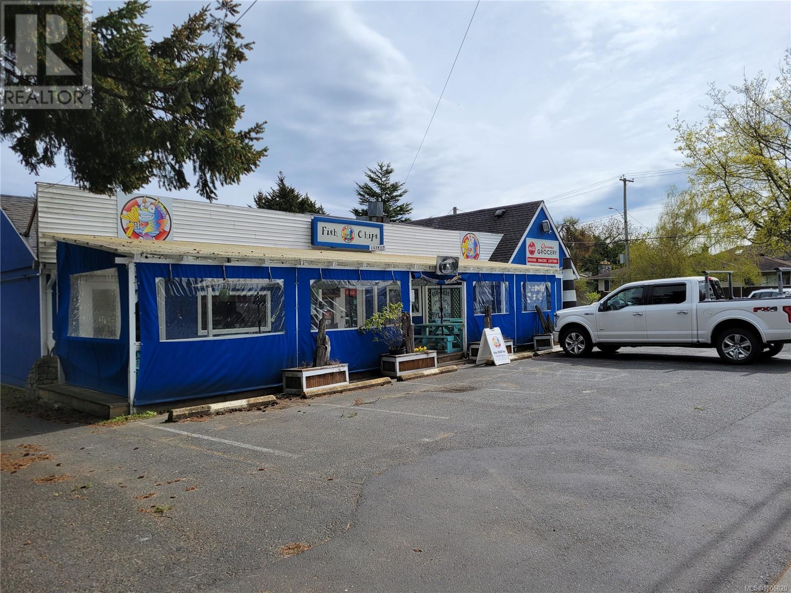 10153 Resthaven Dr, Sidney, British Columbia