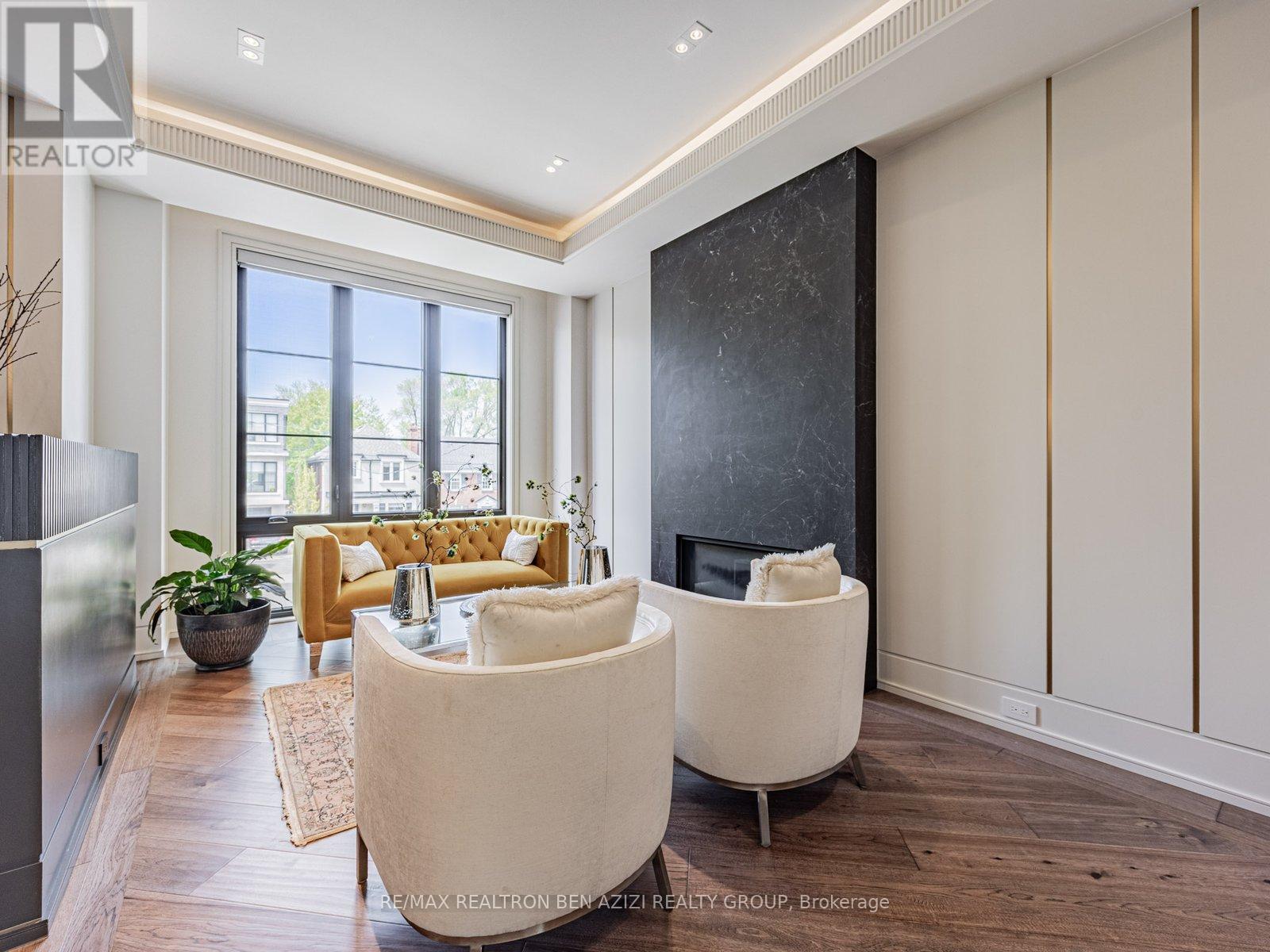 Property at 323 MELROSE AVENUE image 4