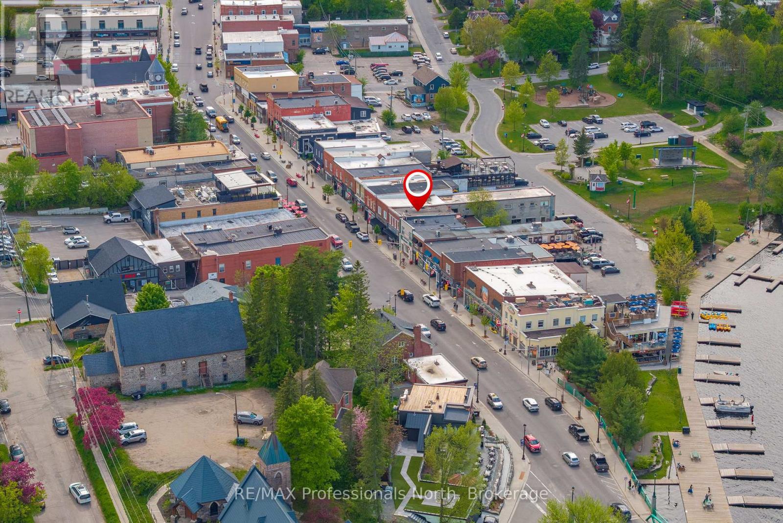 68 Main Street E, Huntsville, Ontario  P1H 2C7 - Photo 5 - X12184417