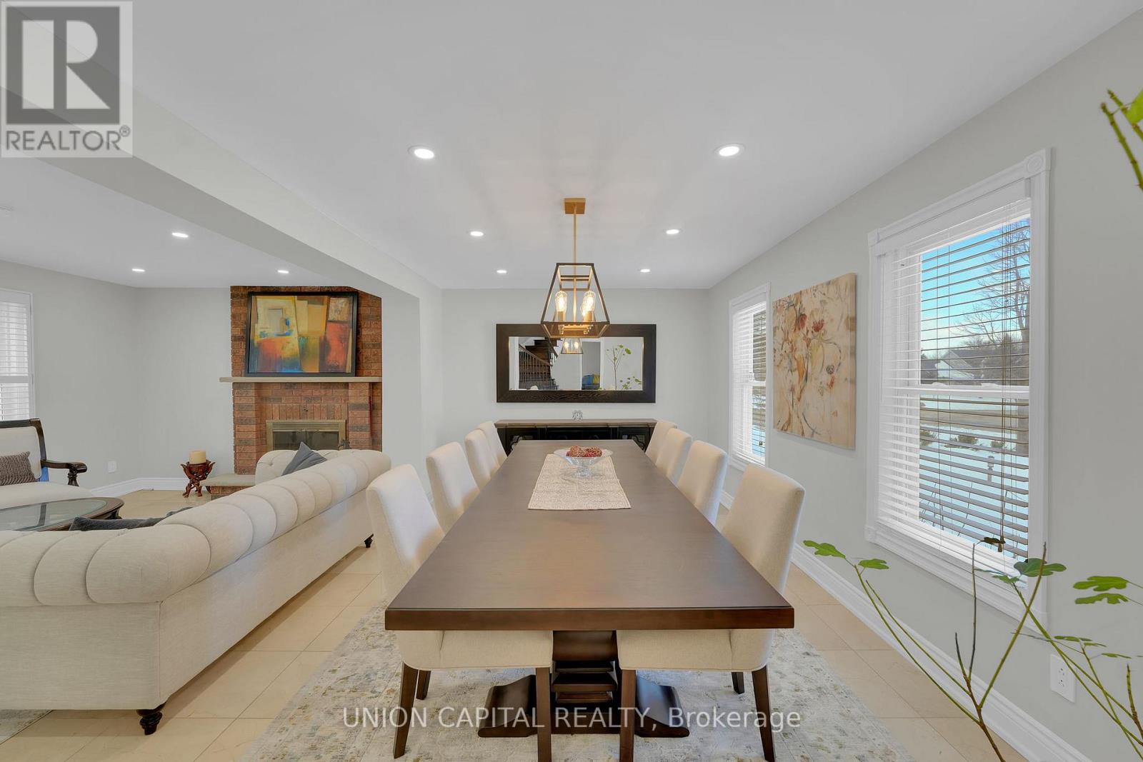 Property at 12 REESOR PLACE image 3