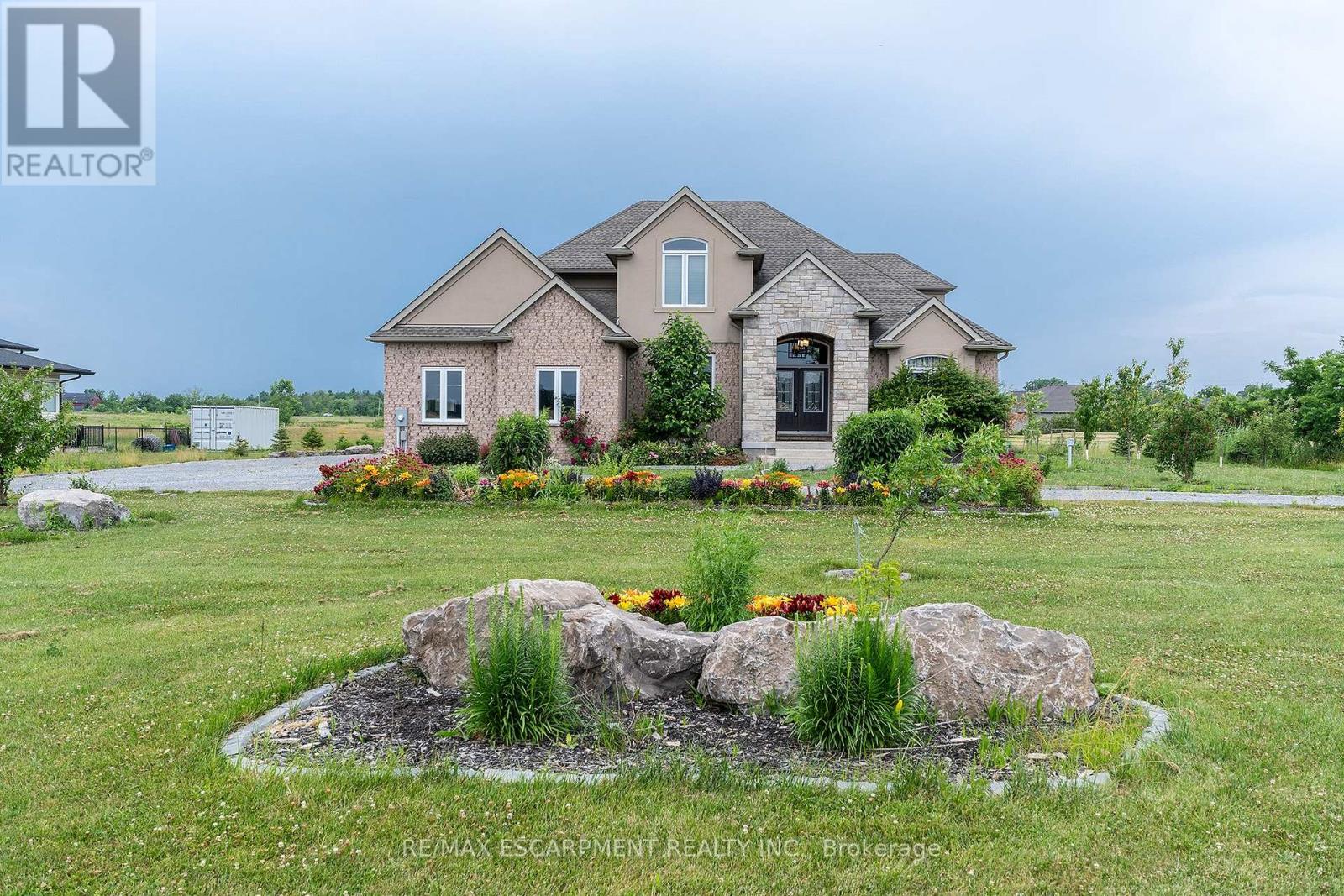270 Farr Street, Pelham, Ontario  L0S 1C0 - Photo 48 - X12257999