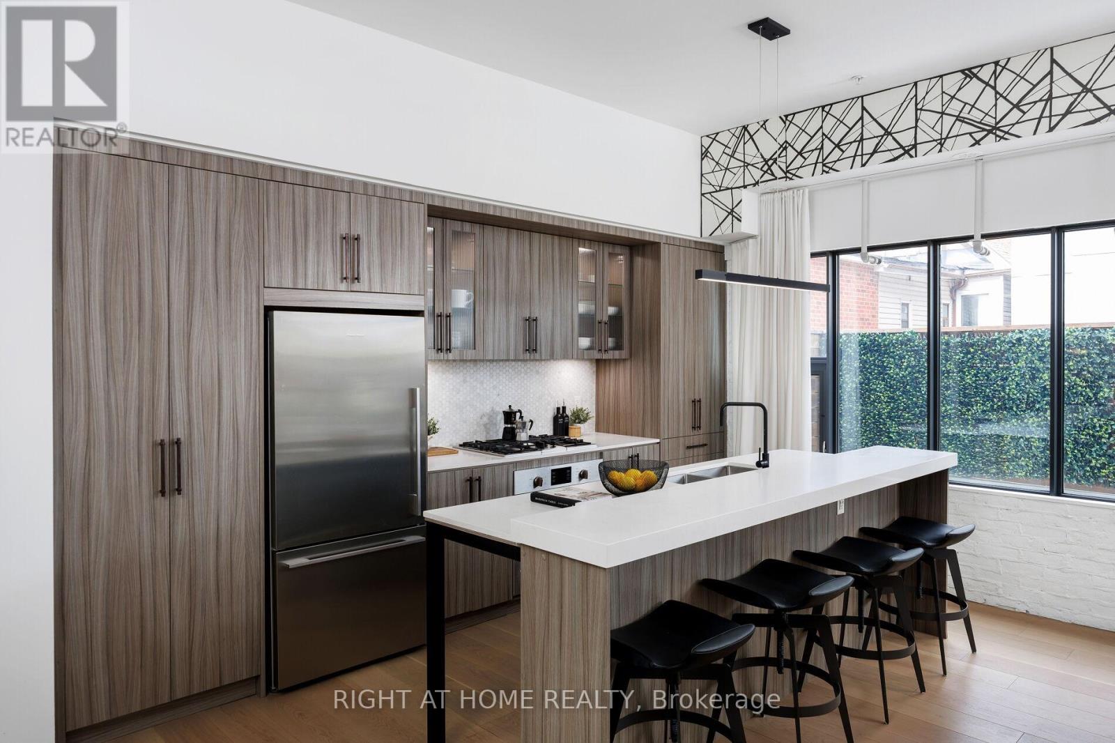 4 - 50 Bartlett Avenue, Toronto (Dovercourt-Wallace Emerson-Junction), Ontario  M6H 3E6 - Photo 10 - W12269933