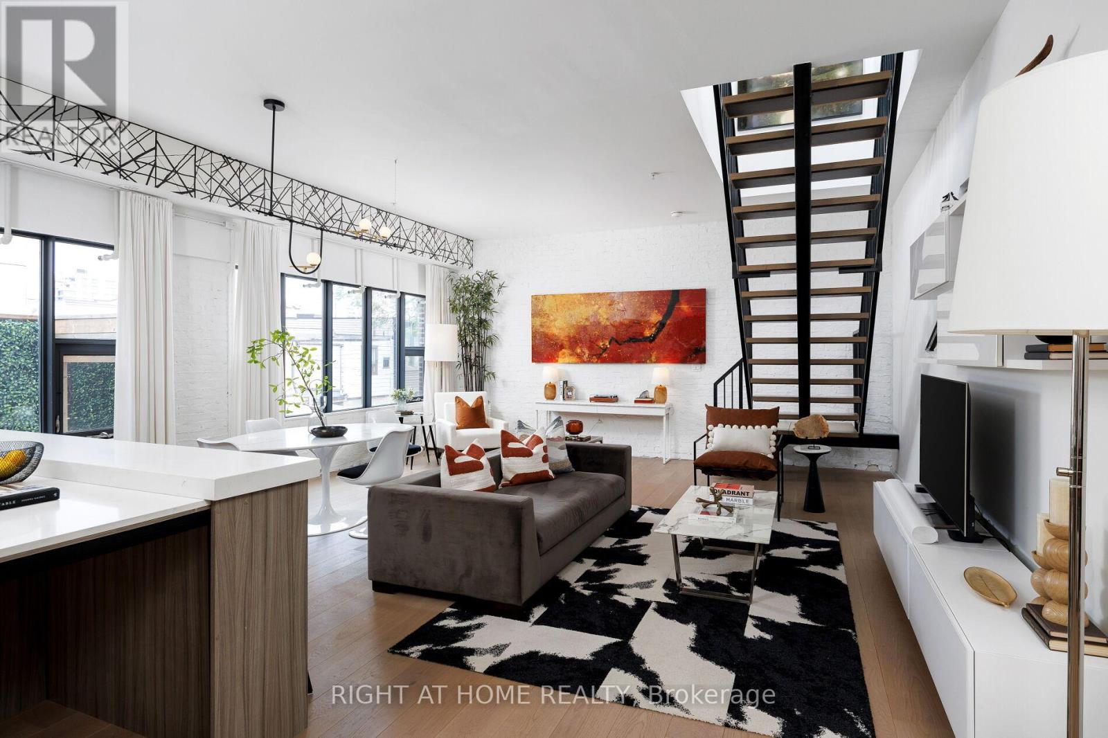 4 - 50 Bartlett Avenue, Toronto (Dovercourt-Wallace Emerson-Junction), Ontario  M6H 3E6 - Photo 15 - W12269933