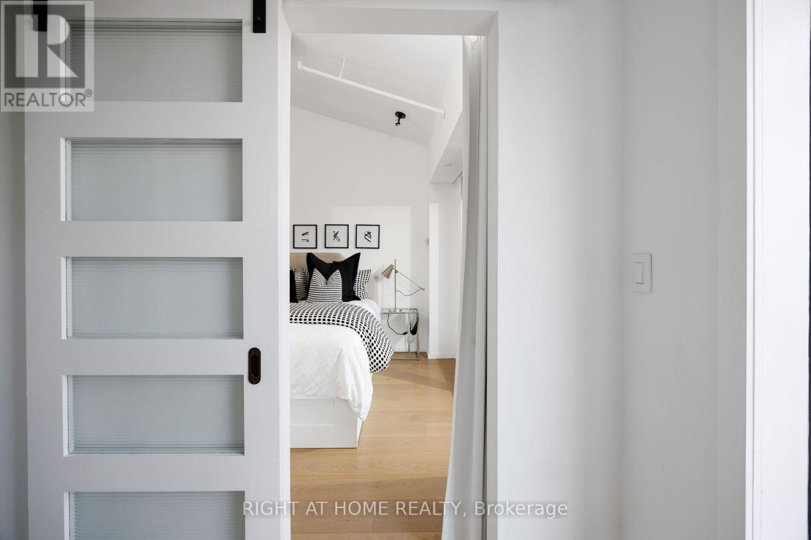 4 - 50 Bartlett Avenue, Toronto (Dovercourt-Wallace Emerson-Junction), Ontario  M6H 3E6 - Photo 23 - W12269933