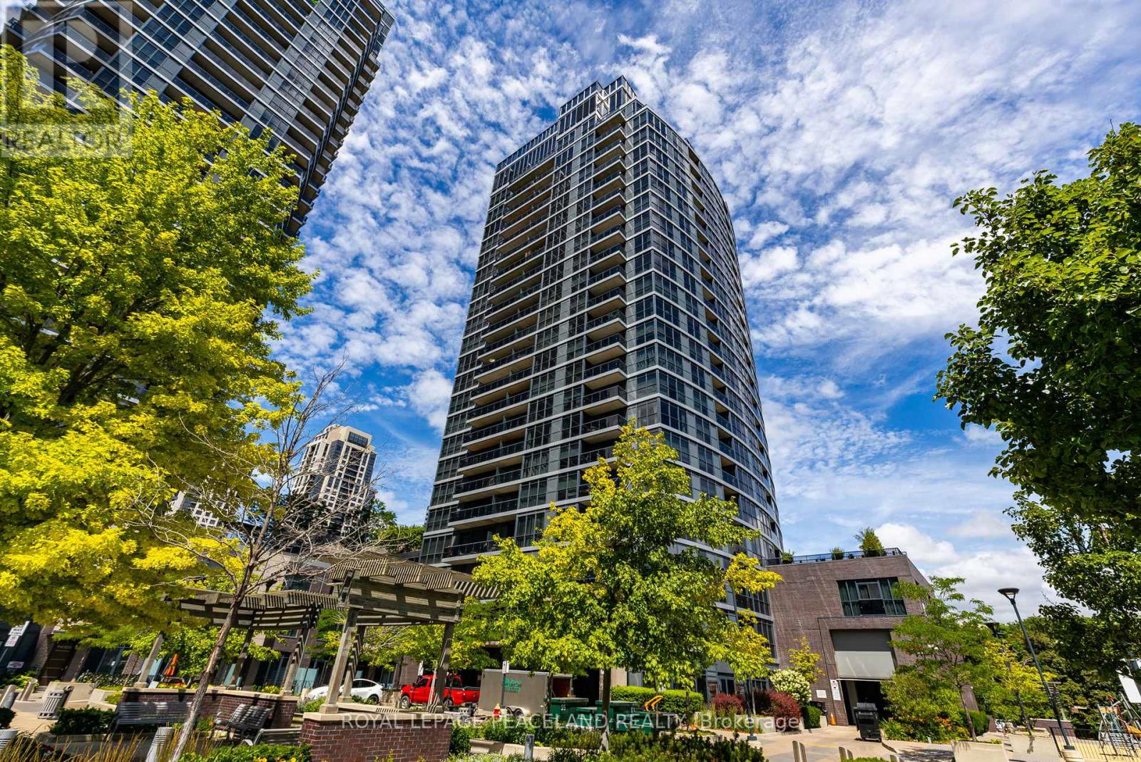 2101 - 1 VALHALLA INN ROAD, Toronto, Ontario