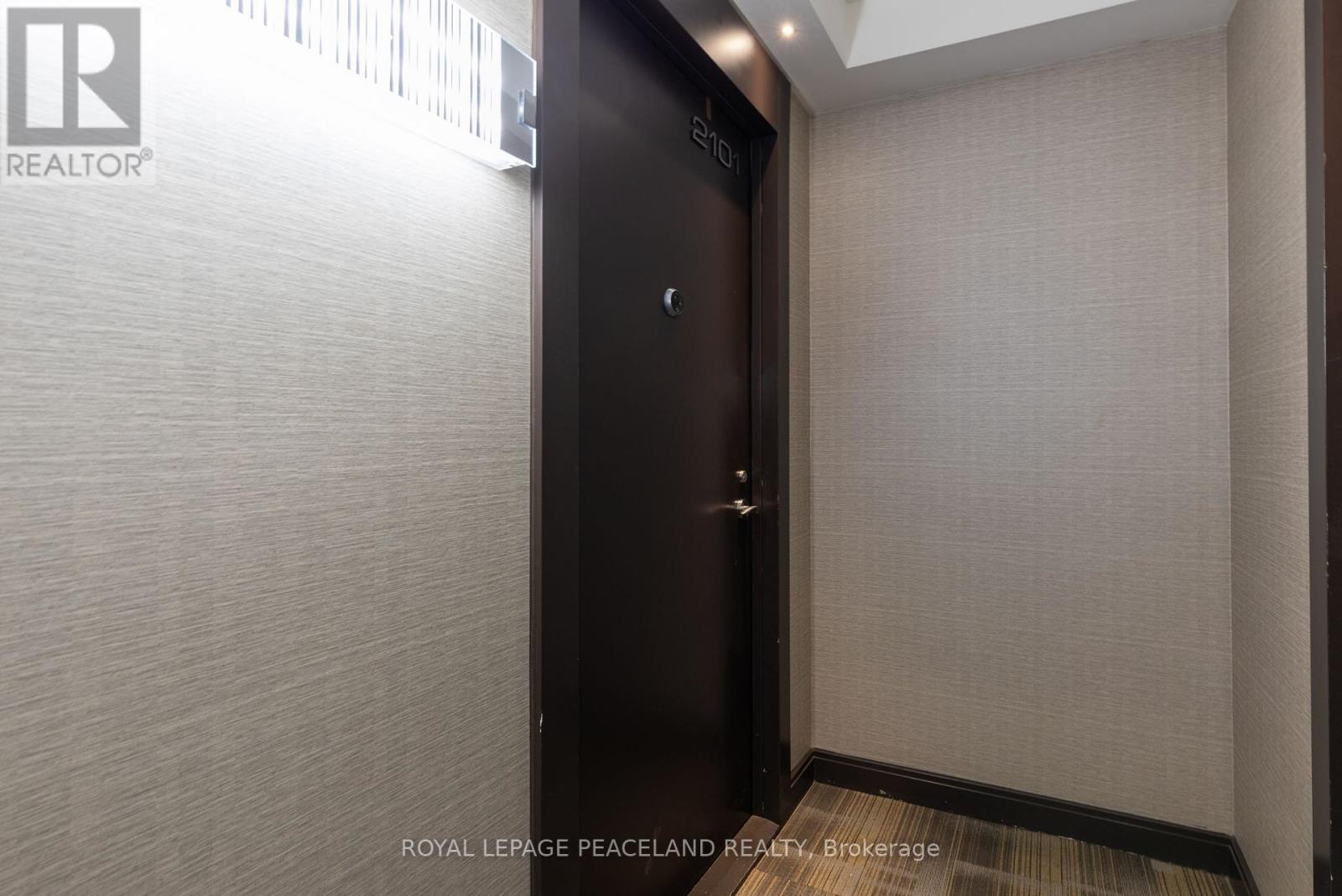 2101 - 1 Valhalla Inn Road, Toronto (Islington-City Centre West), Ontario  M9B 1S9 - Photo 3 - W12269934