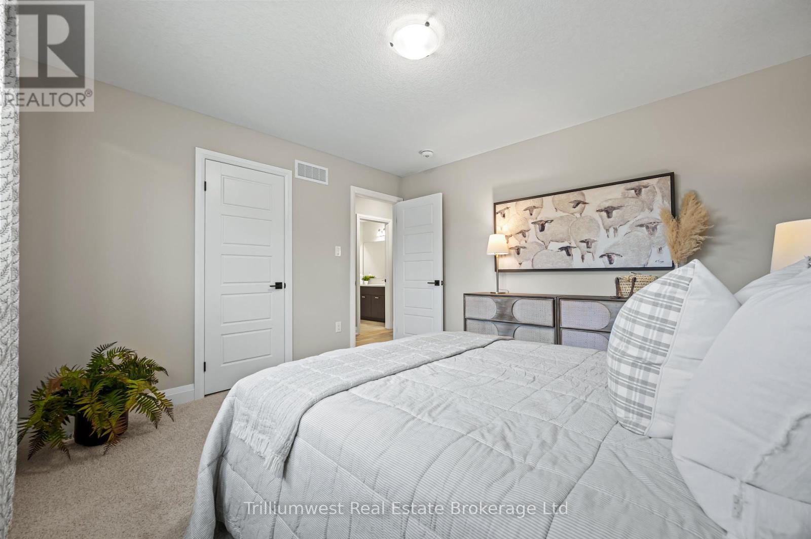 155 Haylock Avenue, Centre Wellington, Ontario  N0B 2S0 - Photo 27 - X12270034