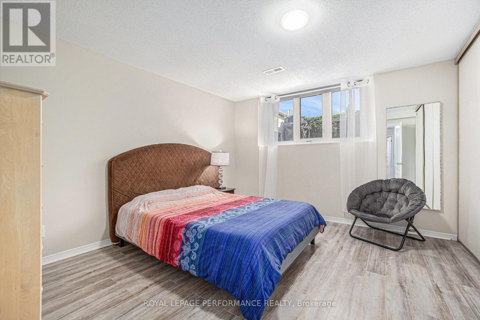 6074 Red Willow Drive, Ottawa, Ontario  K1C 7J5 - Photo 16 - X12269964