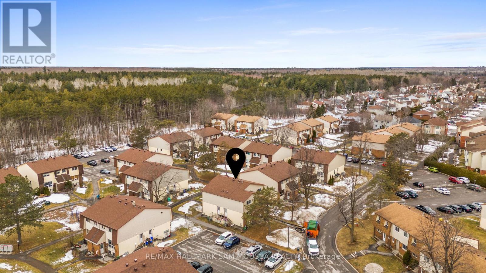 B - 41 Forester Crescent, Ottawa, Ontario  K2H 8Y3 - Photo 7 - X12269978