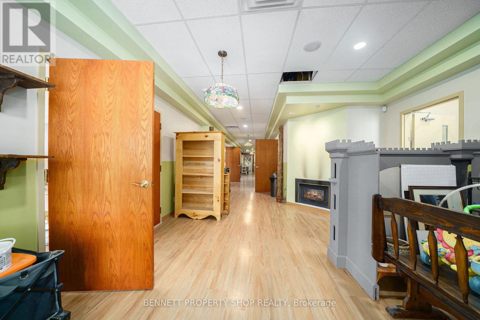 2871 St. Joseph Boulevard, Ottawa, Ontario  K1C 1G8 - Photo 13 - X12270129